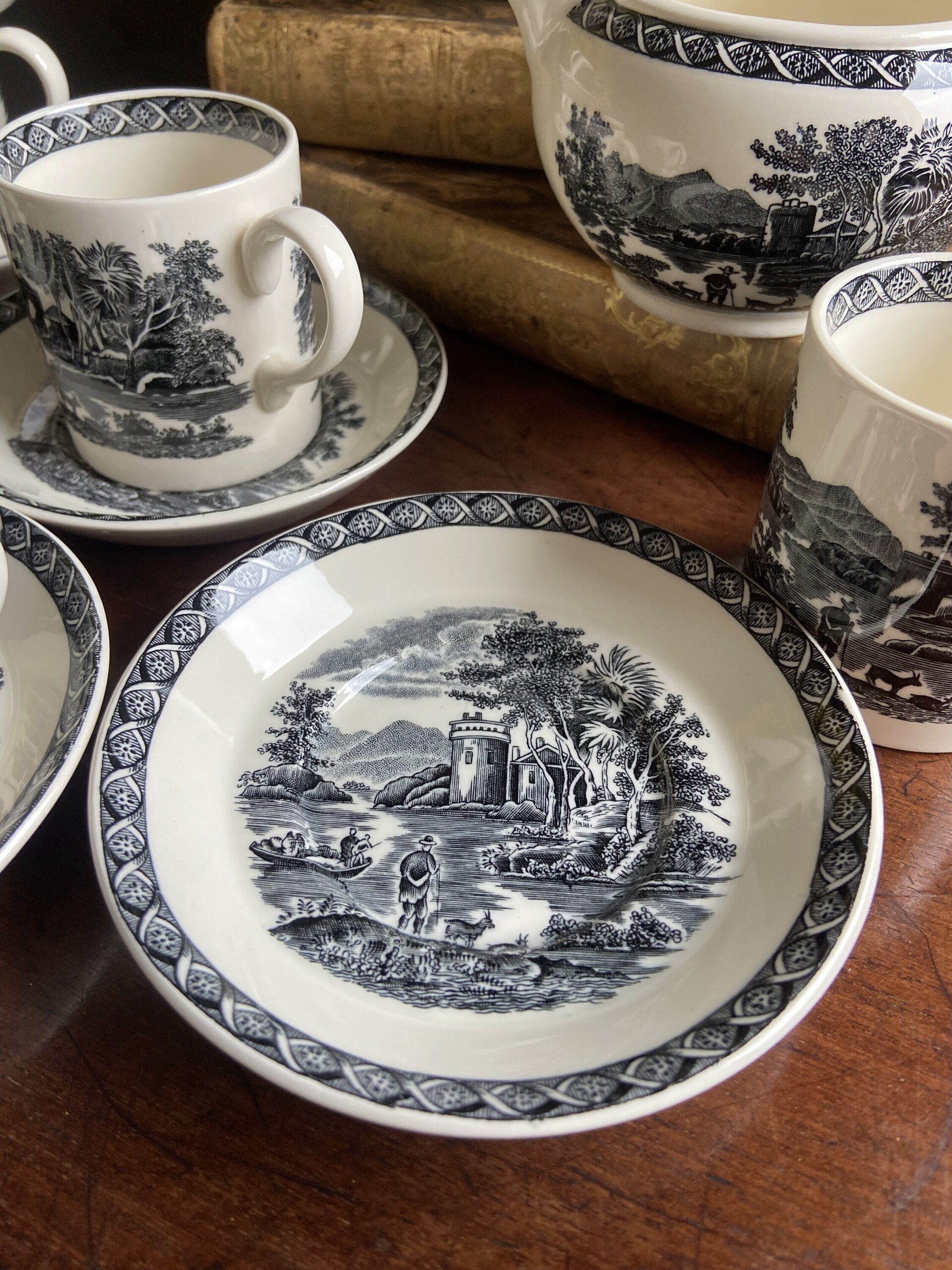 Juego de café en porcelana inglesa "Wedgwood" (mod. Lugano). - 4