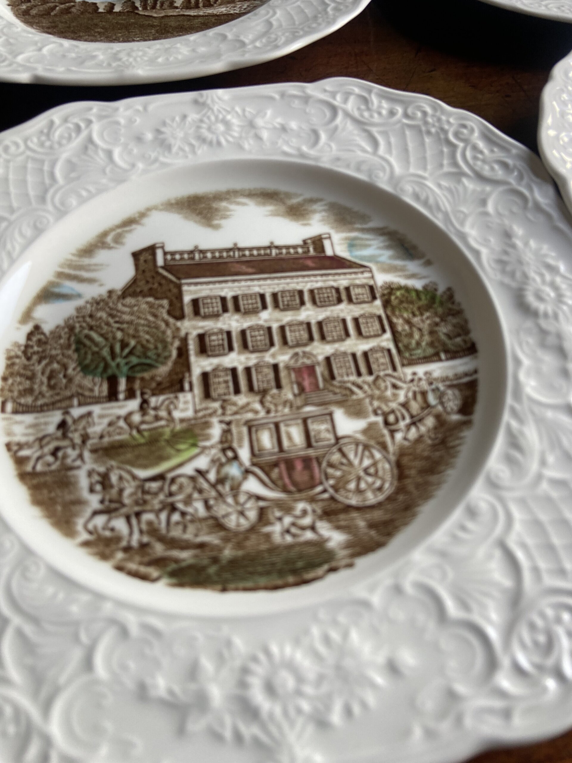 12 platos merienda en loza inglesa "Johnson Bros" (mod.Historic Scenes). - 15