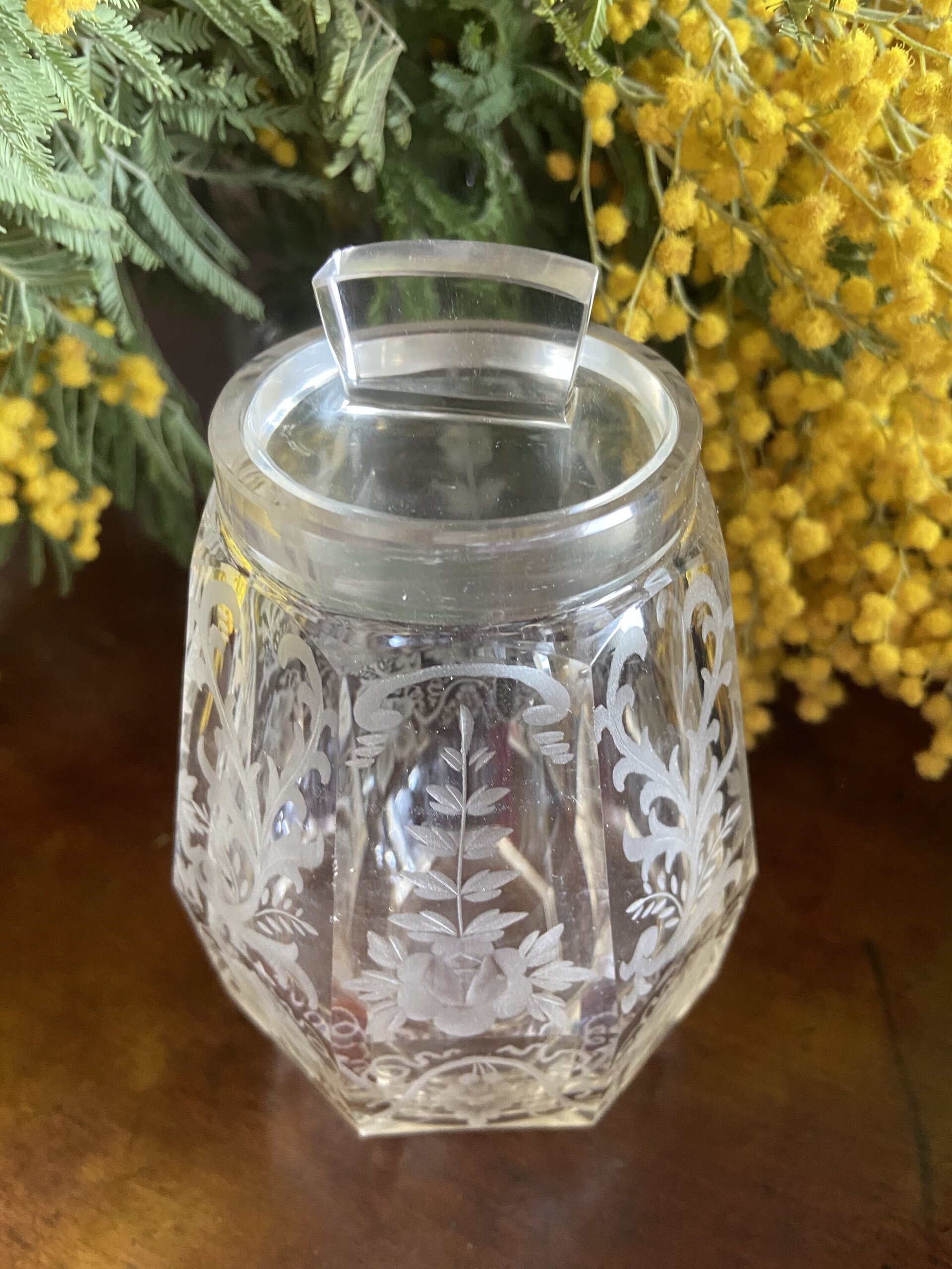 Mermeladera/azucarero en vidrio tallado y serigrafiado. - 2