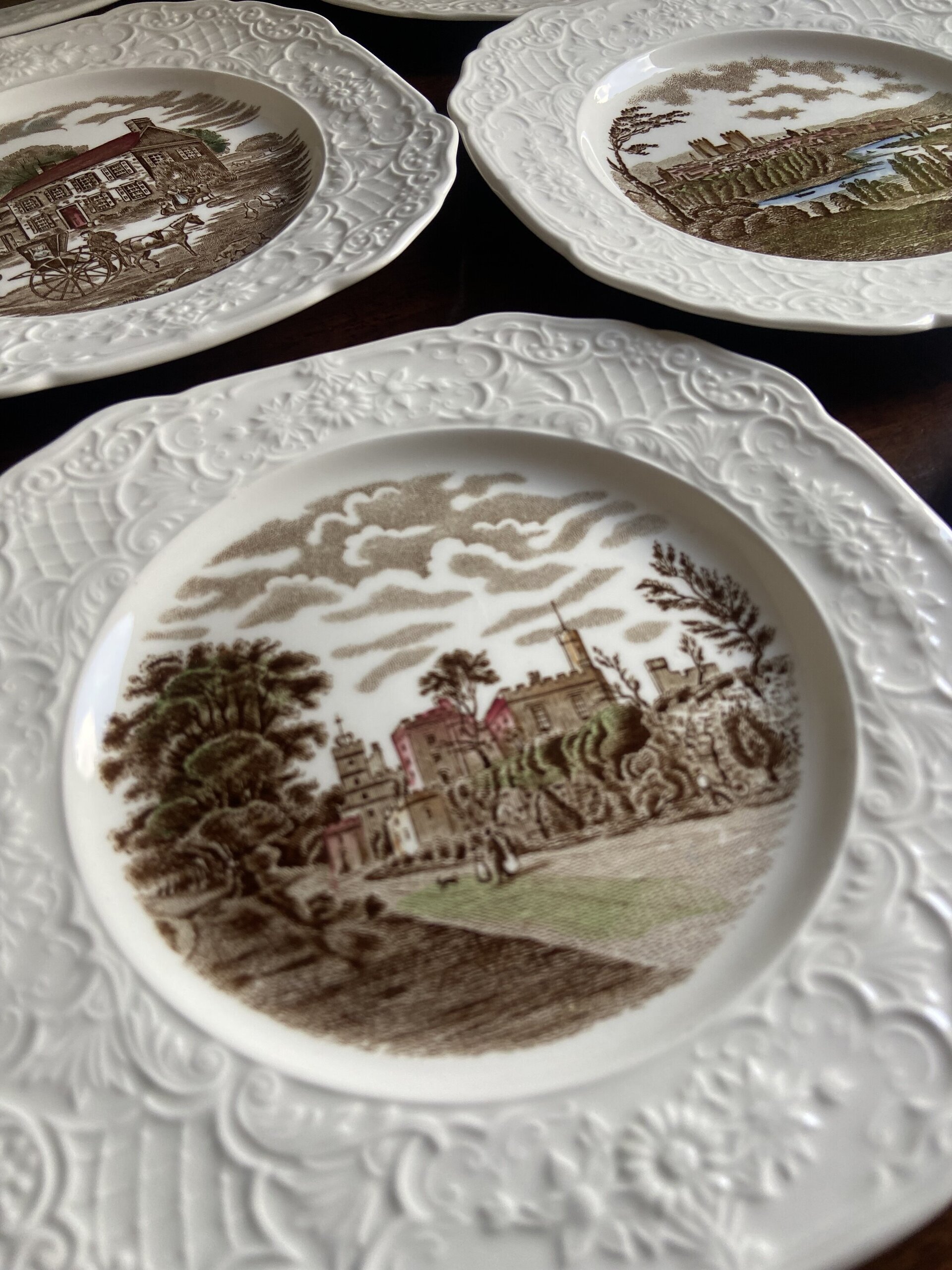 12 platos merienda en loza inglesa "Johnson Bros" (mod.Historic Scenes). - 8