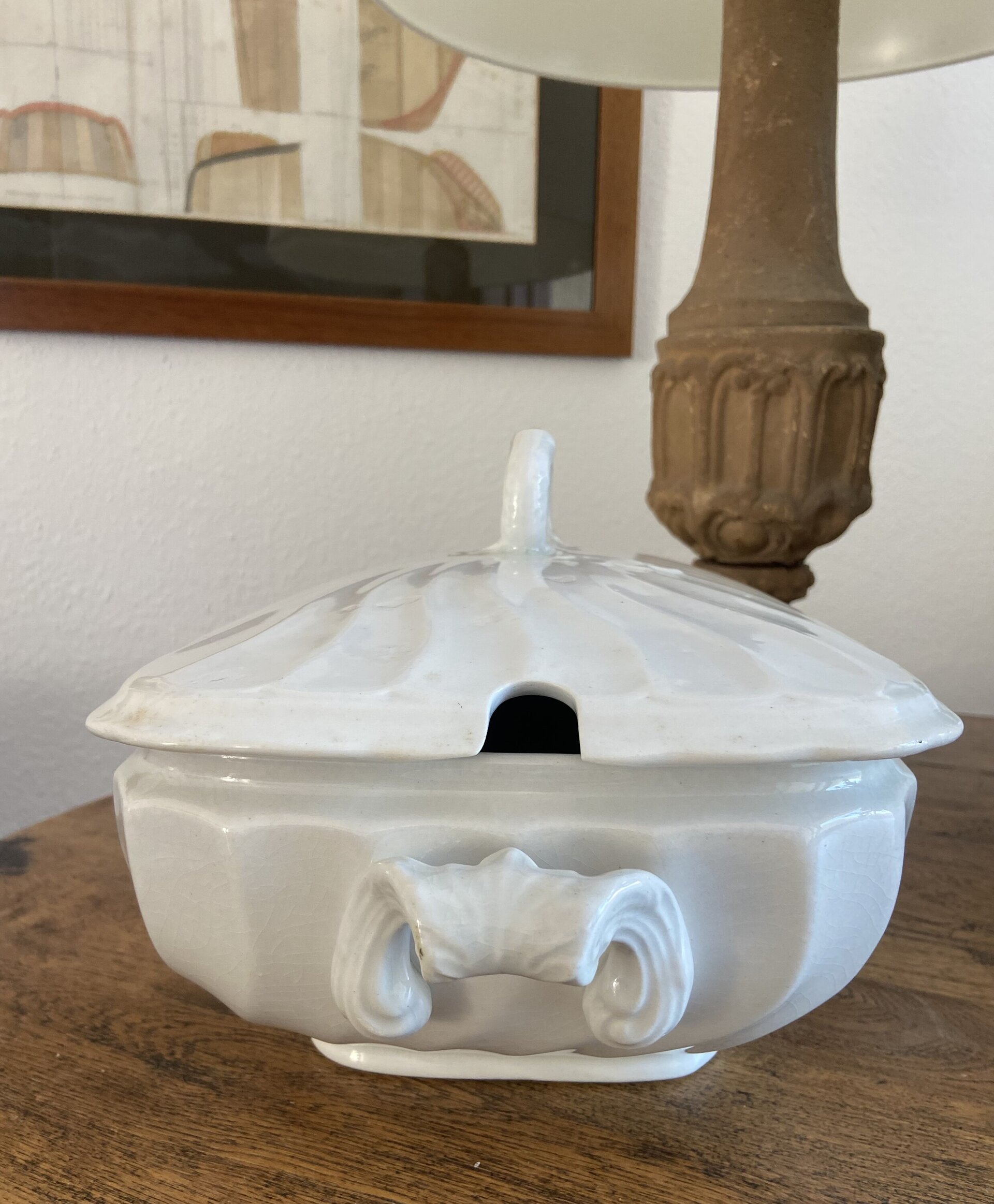 Sopera rectangular en loza blanca "Pickman" Sevilla. - 4