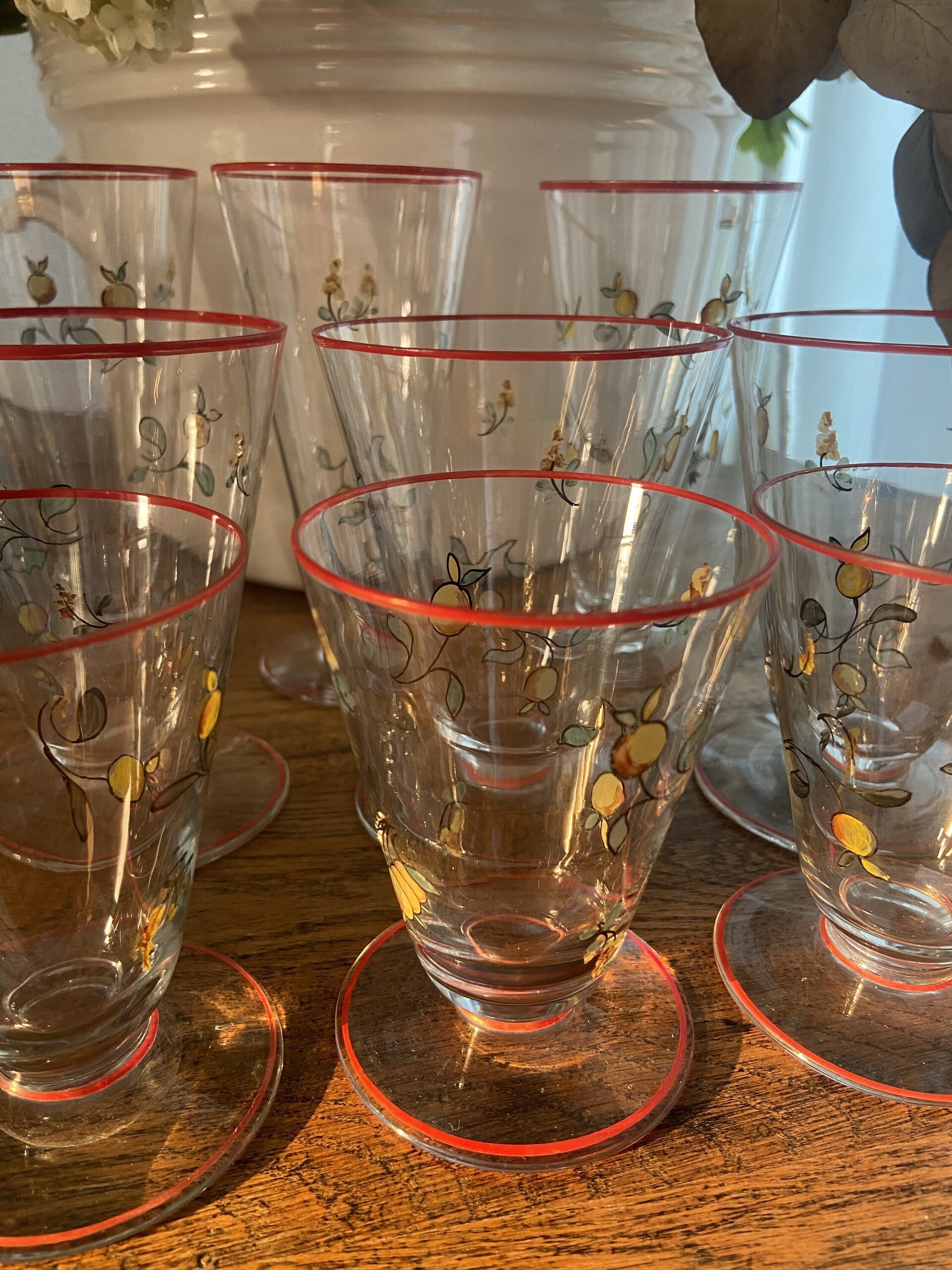 5 copas de agua, 5 de vino y 5 de cava, en vidrio soplado y pintado a mano. - 6