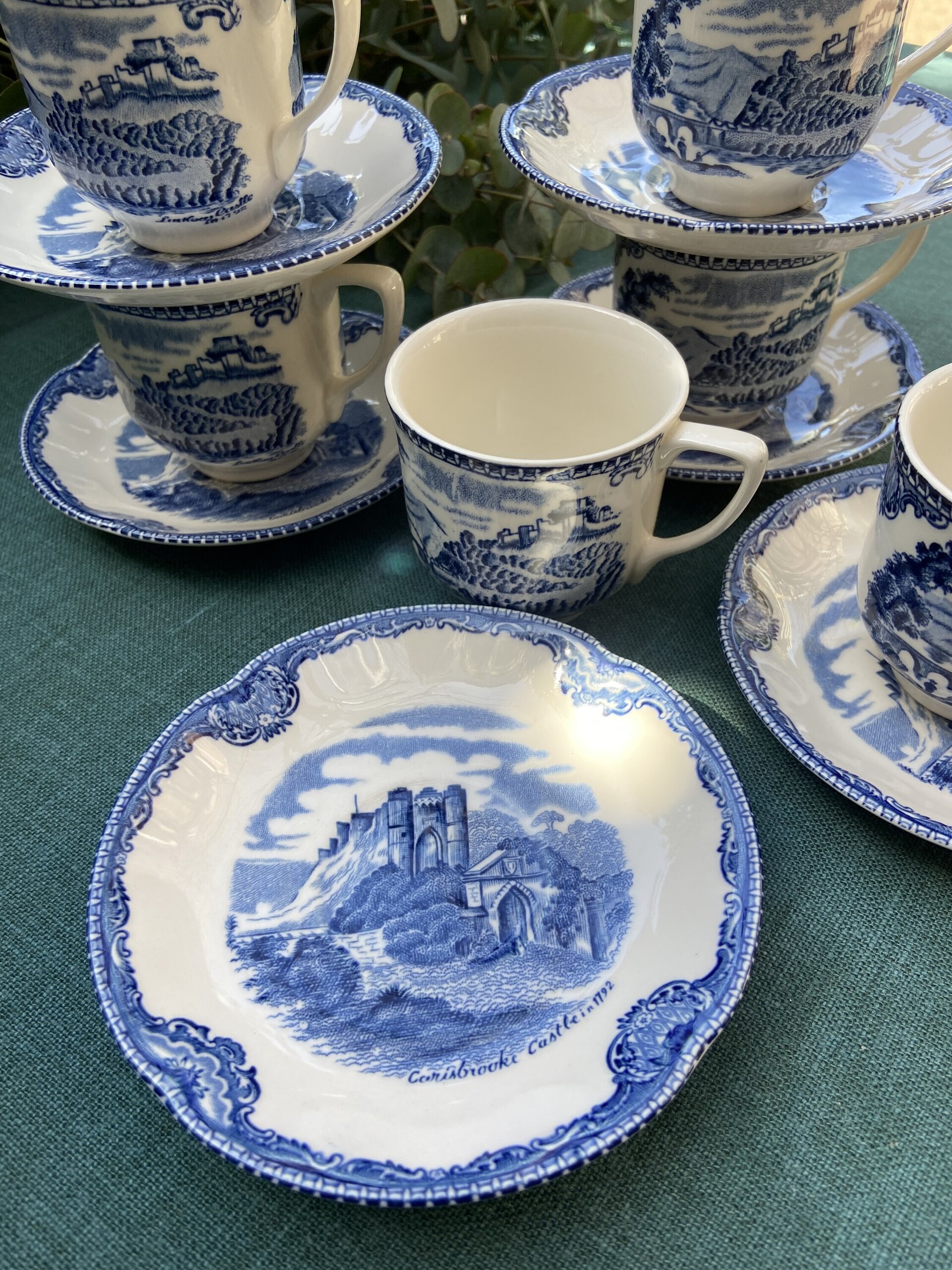 6 tazas de café en loza inglesa "Johnson Bros". - 3