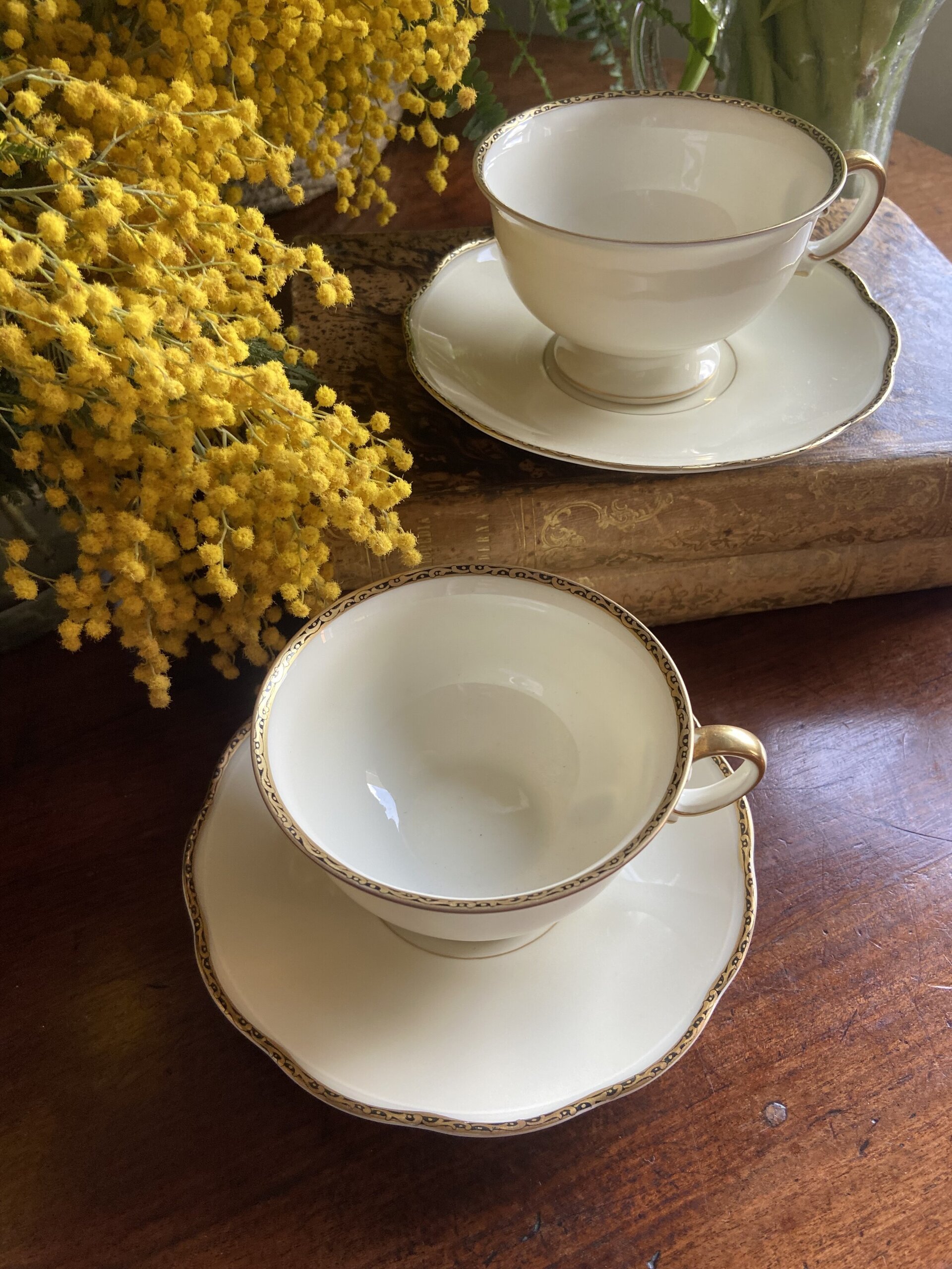 Pareja de tazas de té/desayuno en porcelana alemana K.P.M. - 3