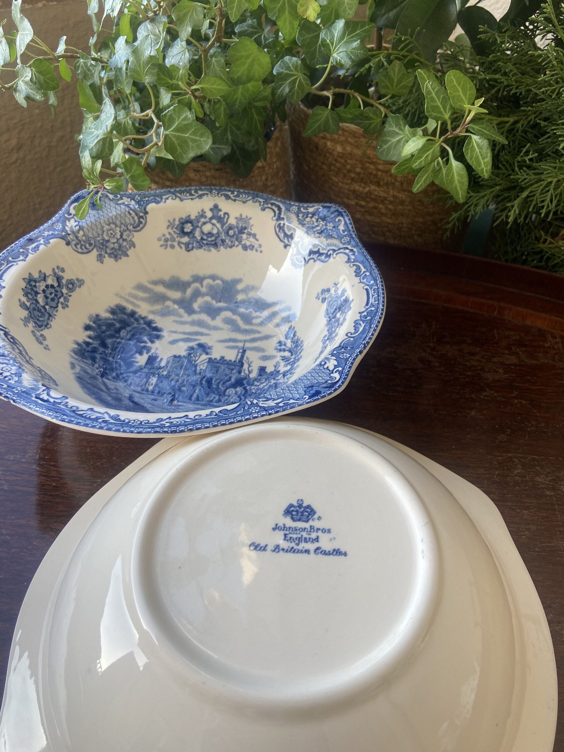 Pareja de boles en loza inglesa "Johnson Bros"(mod. Old Britain Castle) - 4