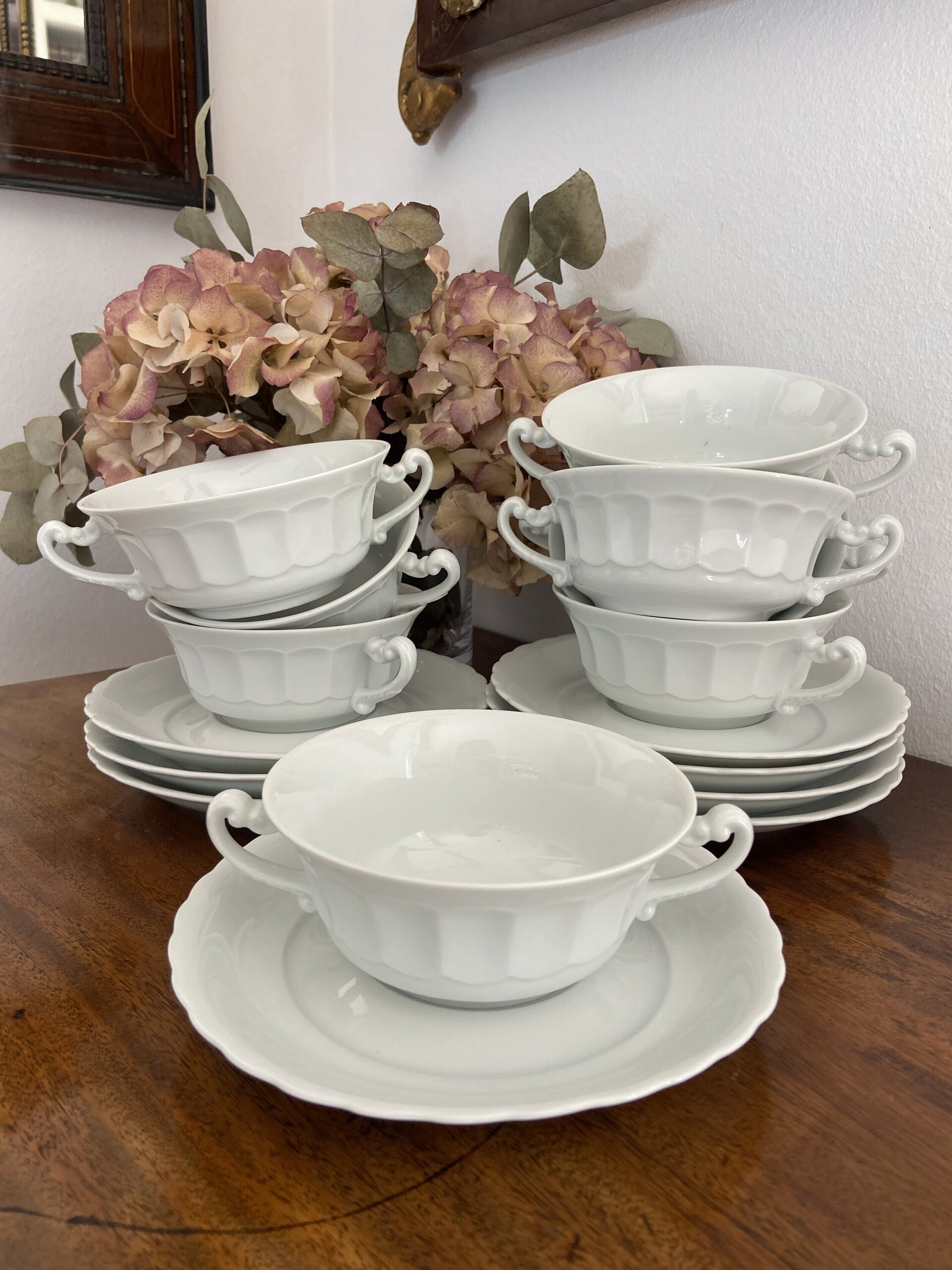 8 tazas de consomé en porcelana blanca - 1