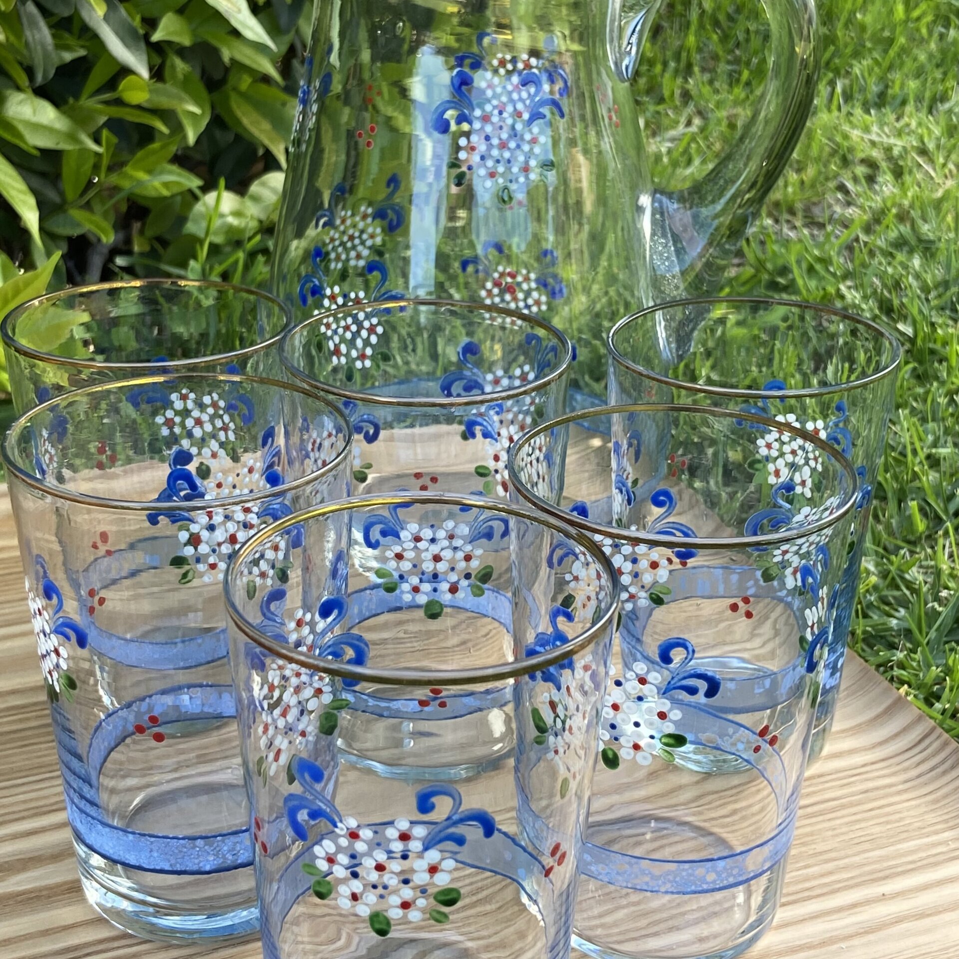 Juego de jarra y seis vasos de cristal pintados a mano. - 2