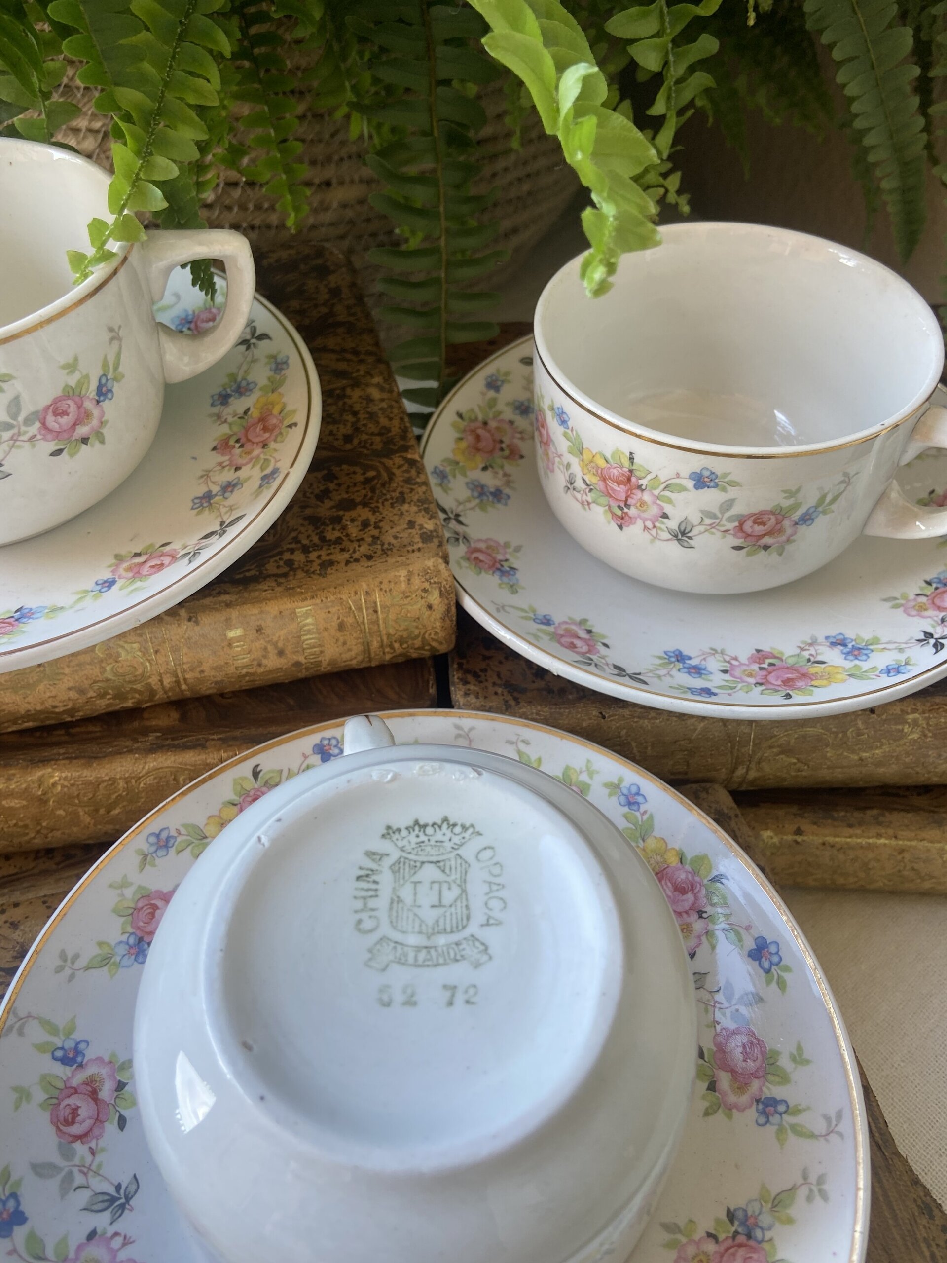 3 tazas de té en loza "Ibero Tanagra", Santander. - 4