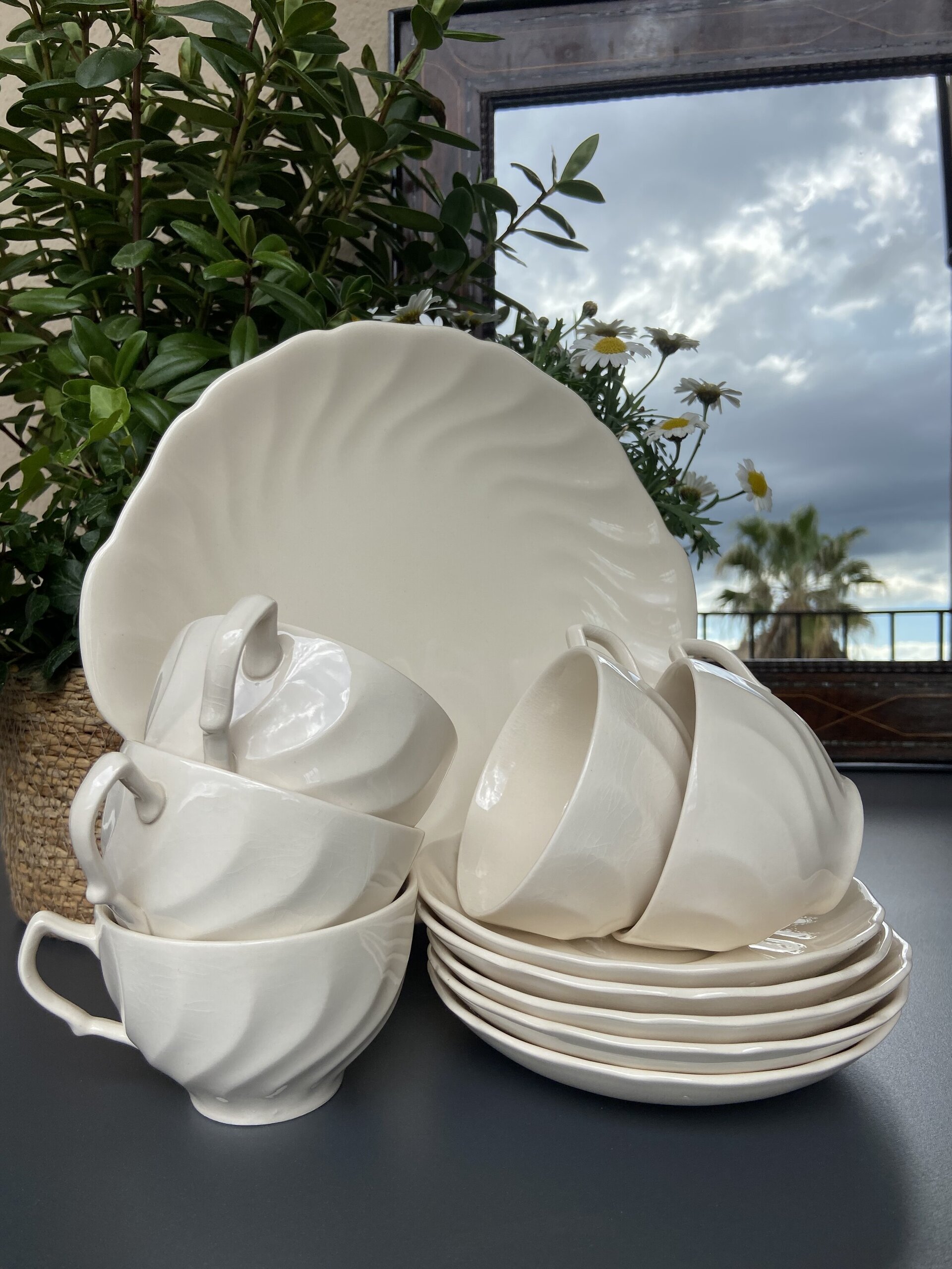 Fuente de pastas y 5 tazas te en loza inglesa "Johnson Brothers". - 2