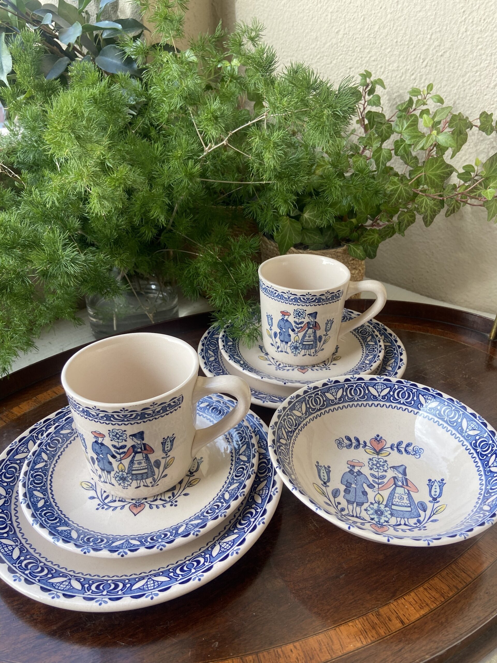 Juego de desayuno en loza inglesa "Johnson Brothers" - 4