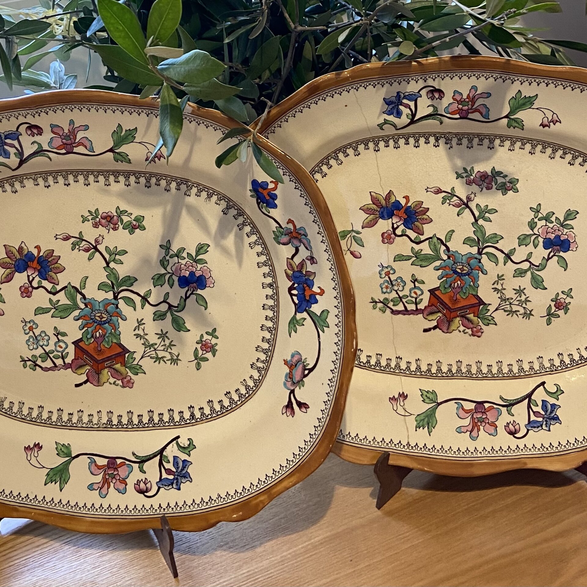 Pareja de fuentes en loza inglesa "Coalport" Kings Ware - 1