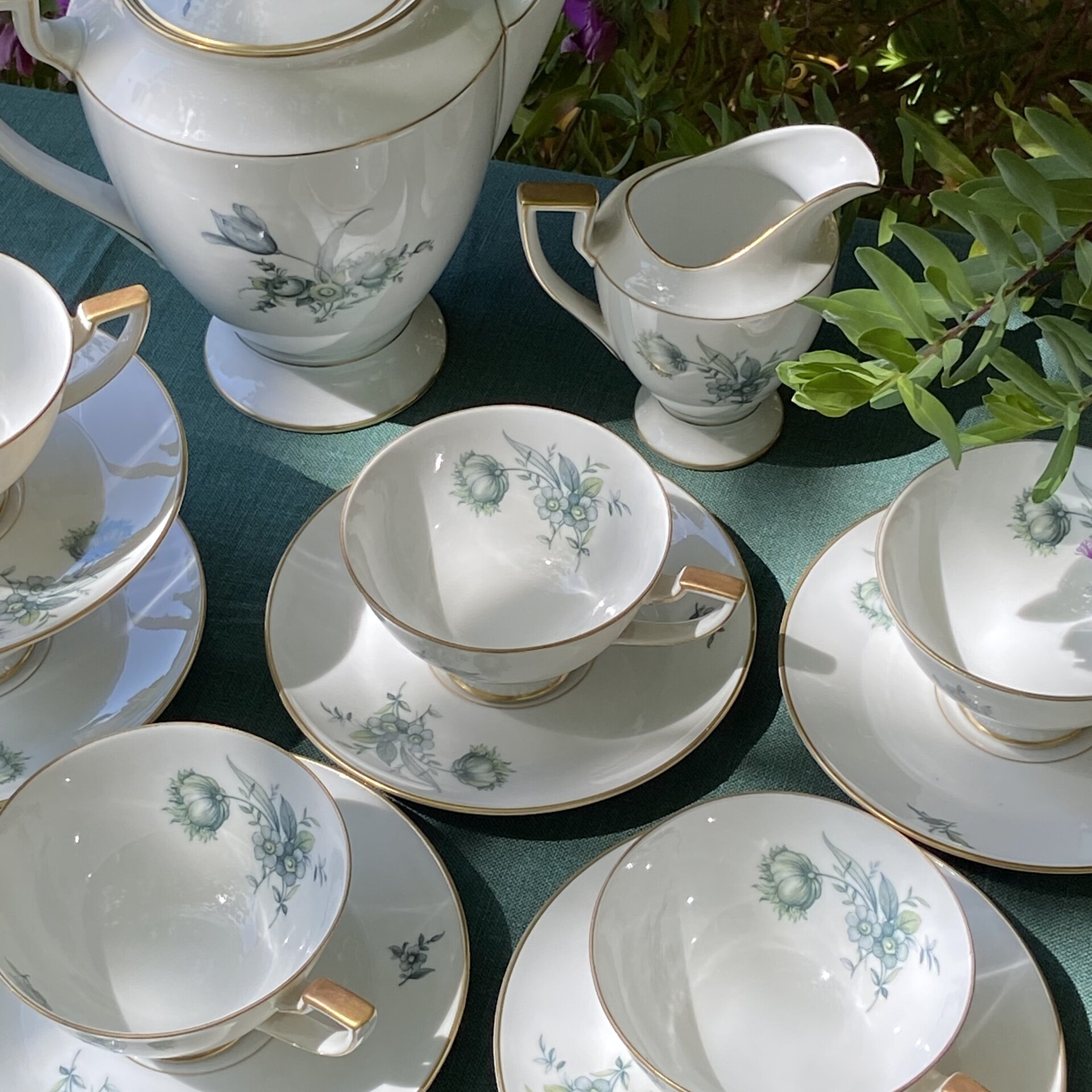 Juego de té en porcelana alemana "Royal Tettau" Bavaria. - 2