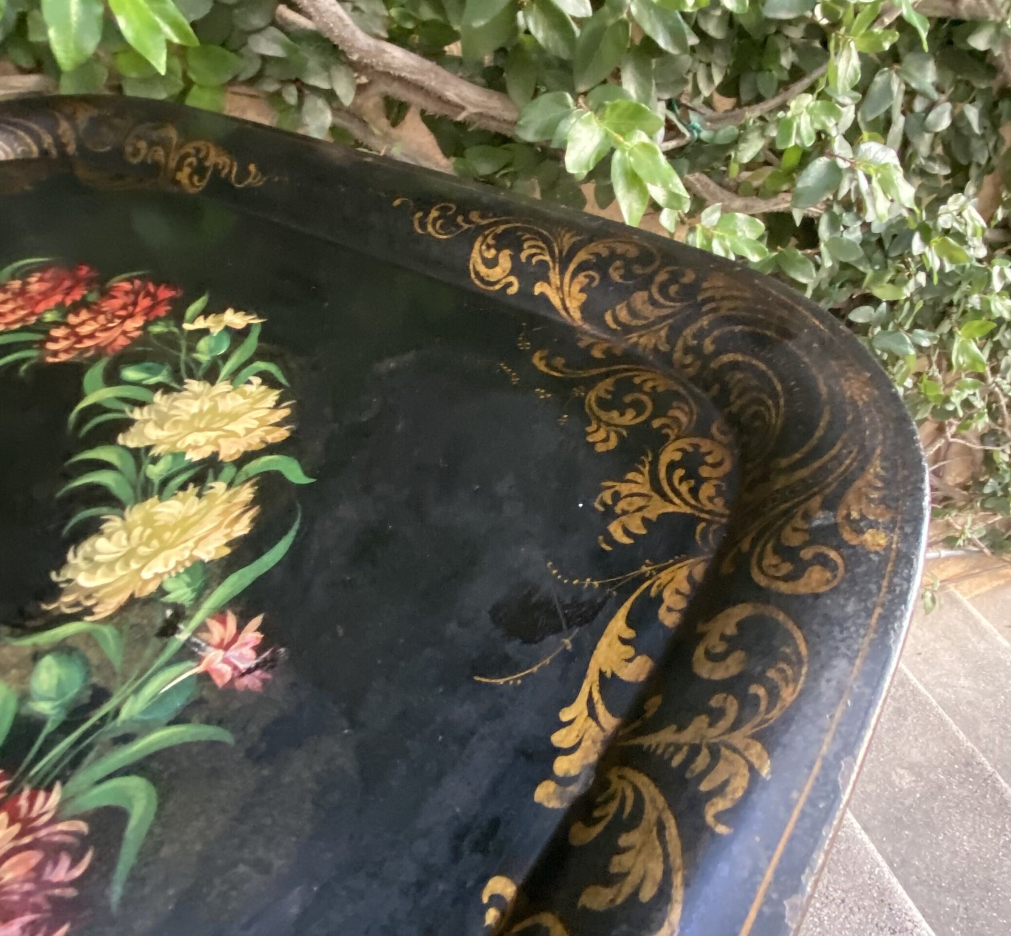 Bandeja de hierro flores y mariposa. - 11