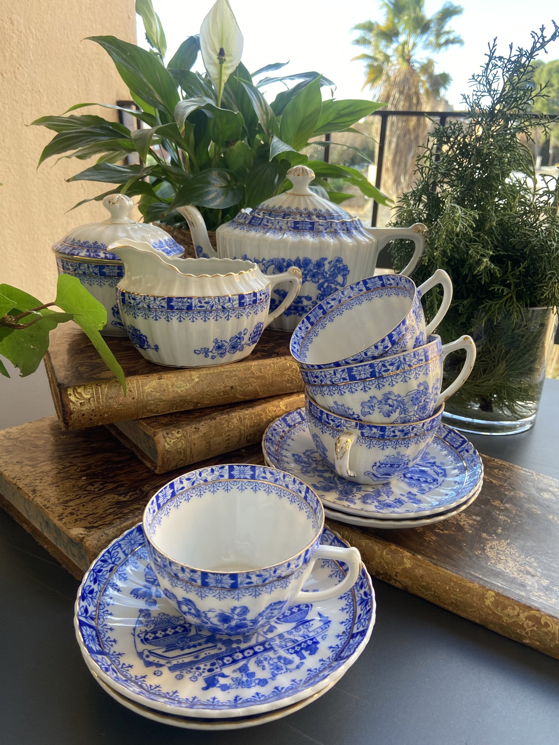 Juego de té en fina porcelana "China-Blau Rosslau". - 3