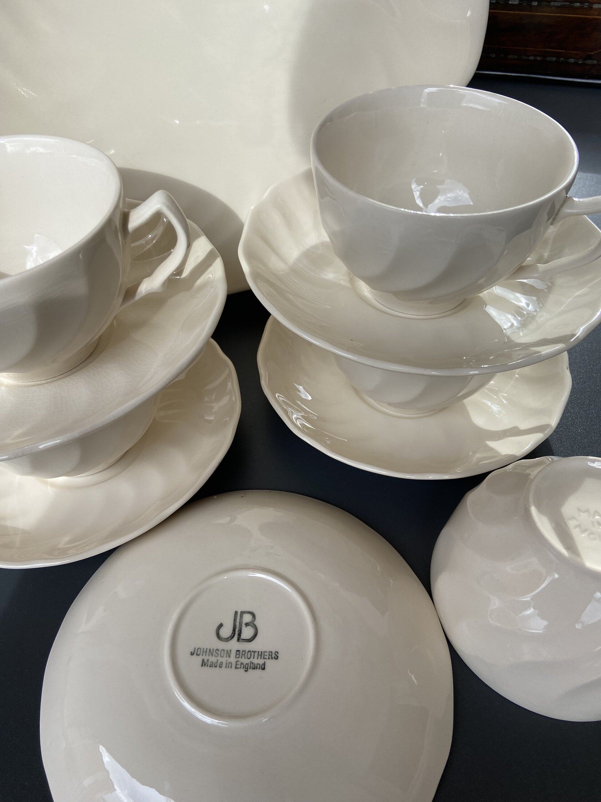 Fuente de pastas y 5 tazas te en loza inglesa "Johnson Brothers". - 4