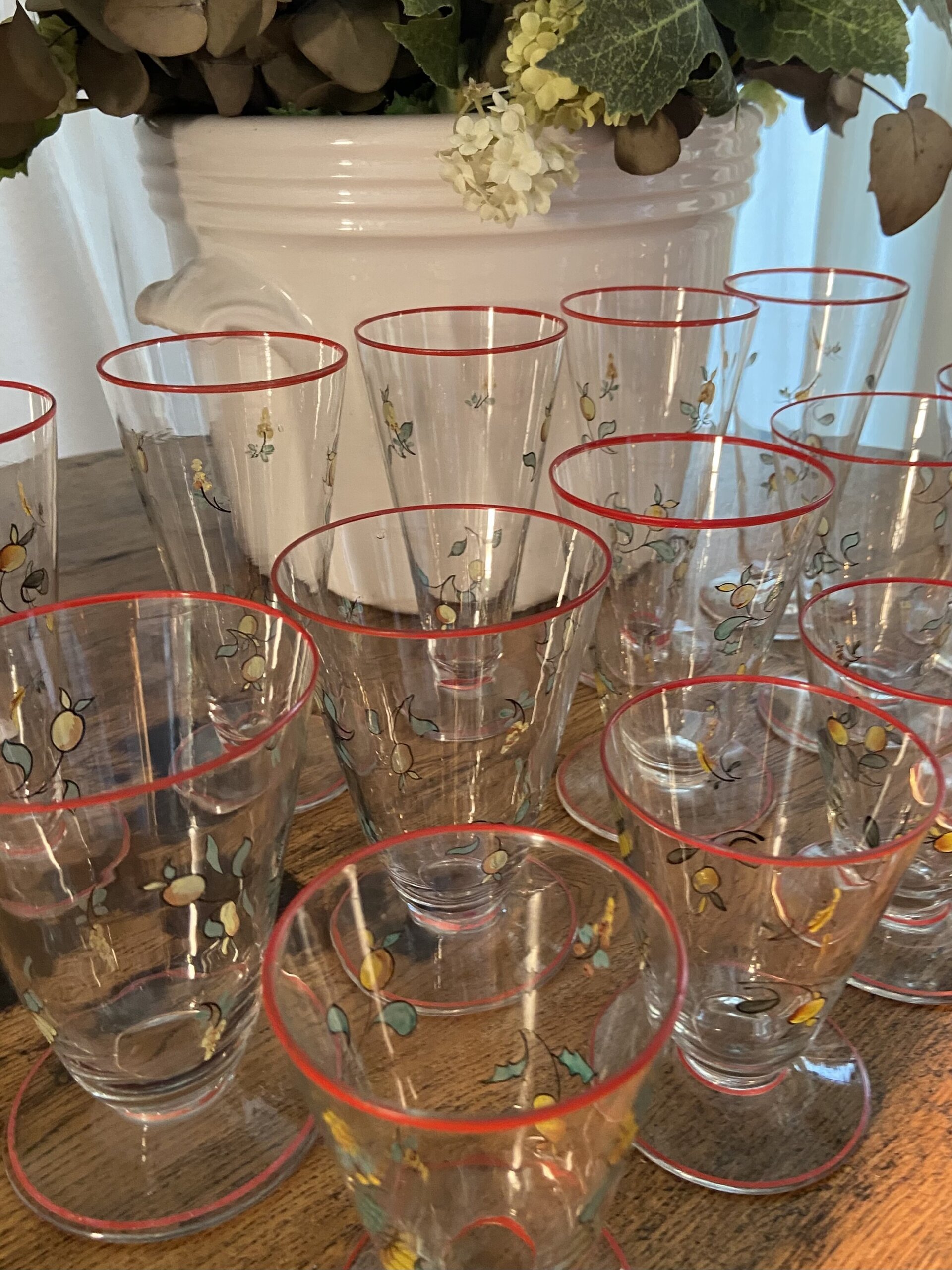 5 copas de agua, 5 de vino y 5 de cava, en vidrio soplado y pintado a mano. - 3
