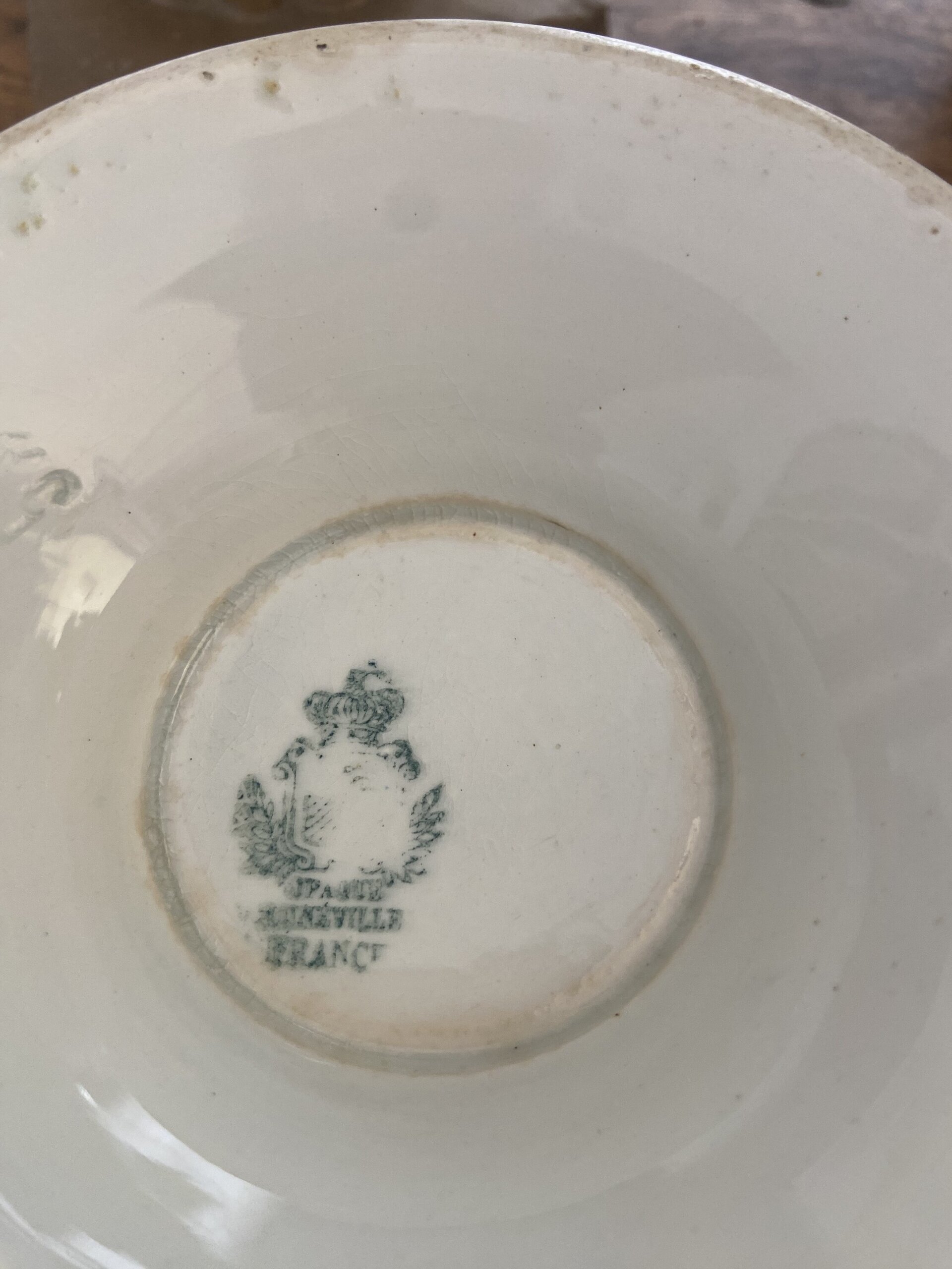 Sopera redonda blanca en porcelana  francesa "Luneville" - 6