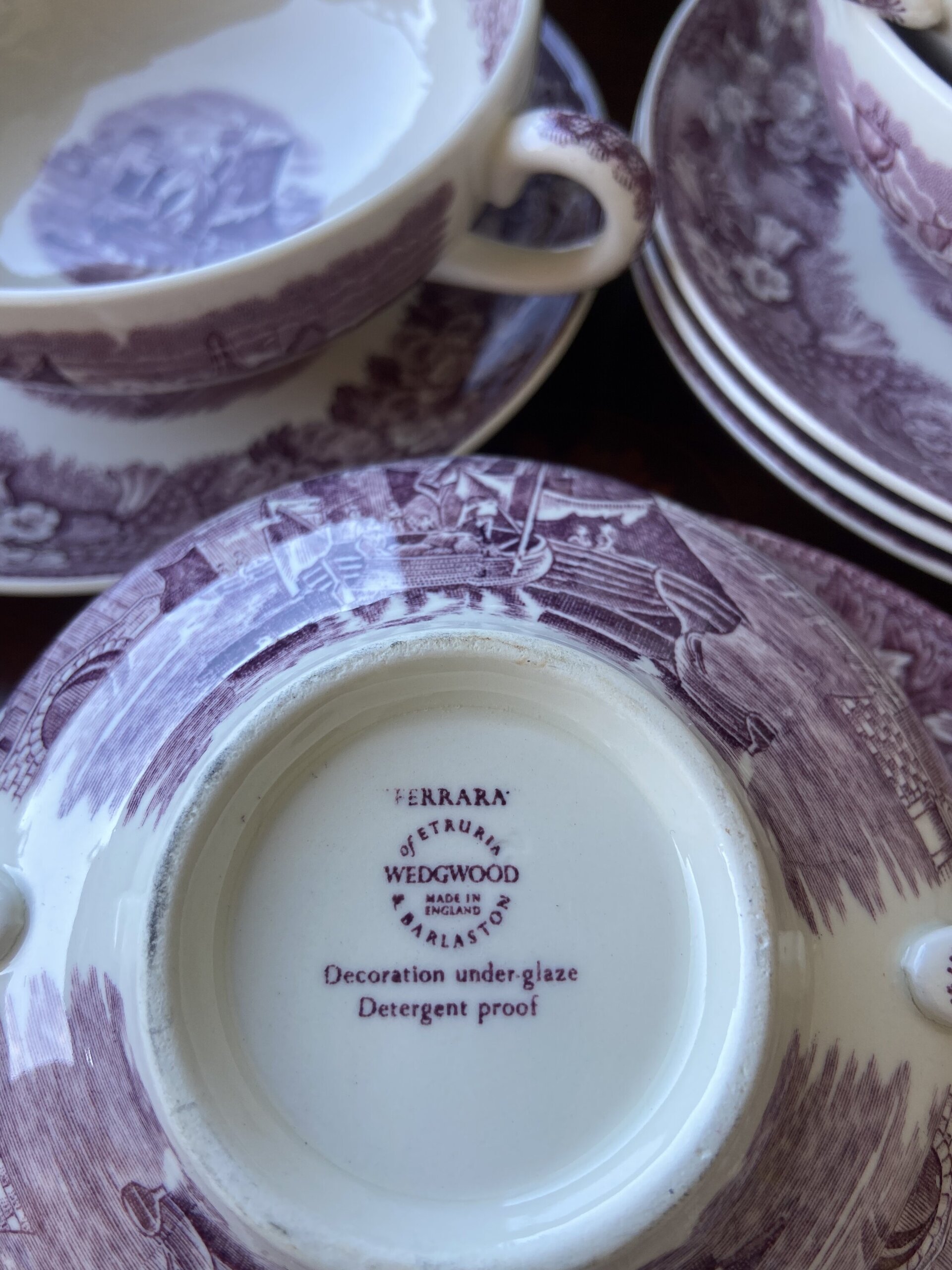 5 tazas de consomé en loza inglesa "Wedwood" - 5