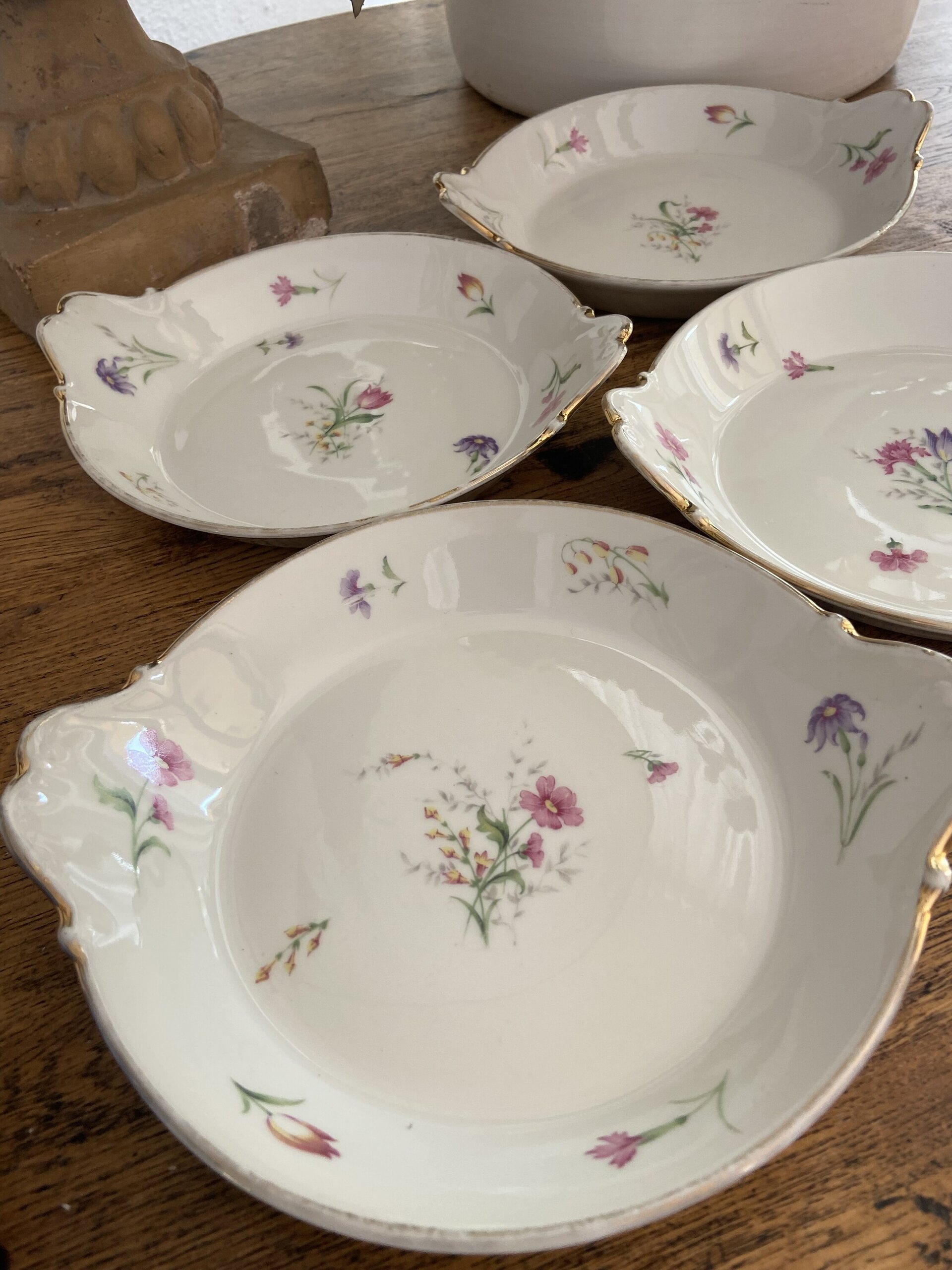 4 fuentes individuales en porcelana francesa de "Limoges". - 2