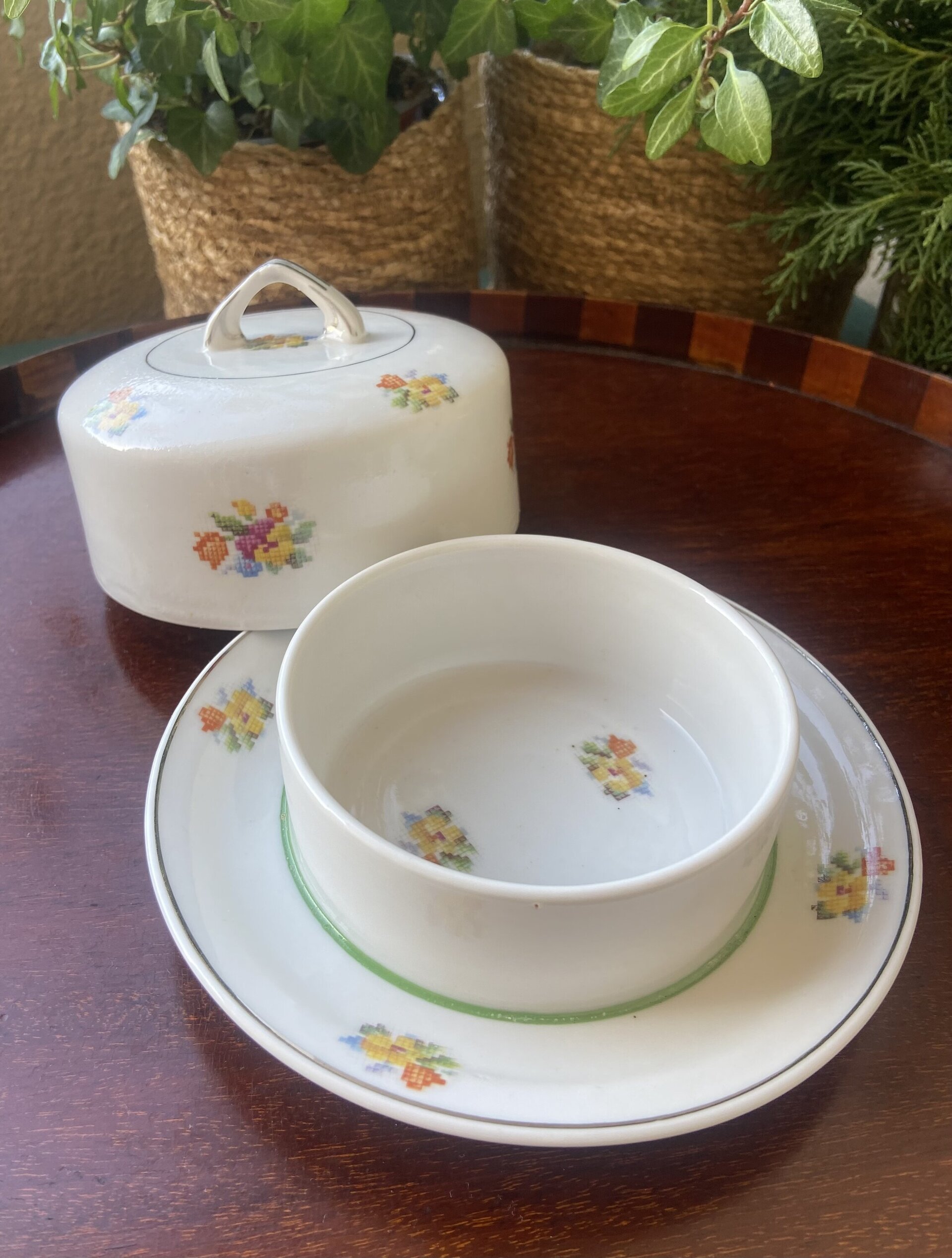 Mantequillero en porcelana alemana "Jager" - 2