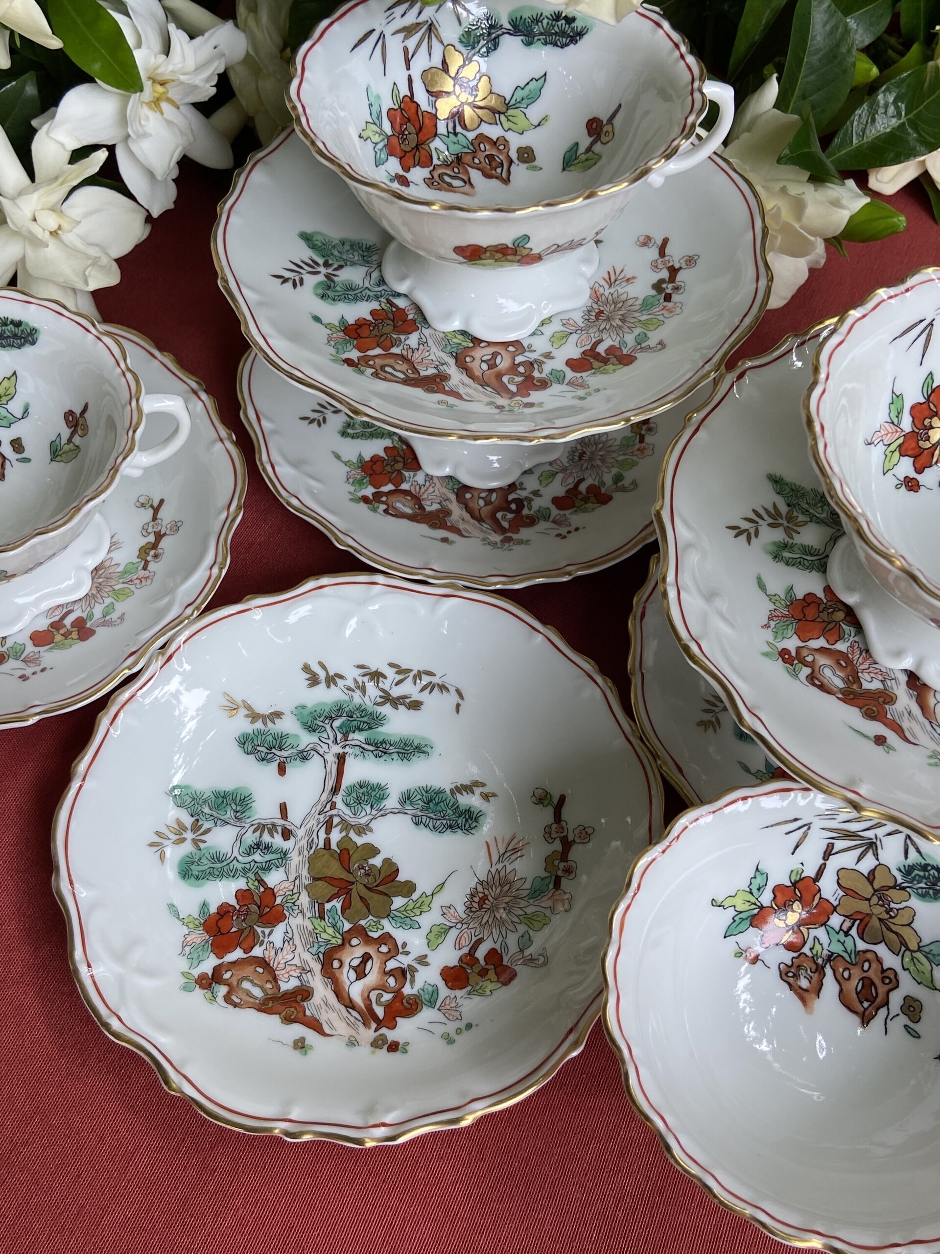 6 tazas de té en porcelana portuguesa "Vista Alegre". - 4