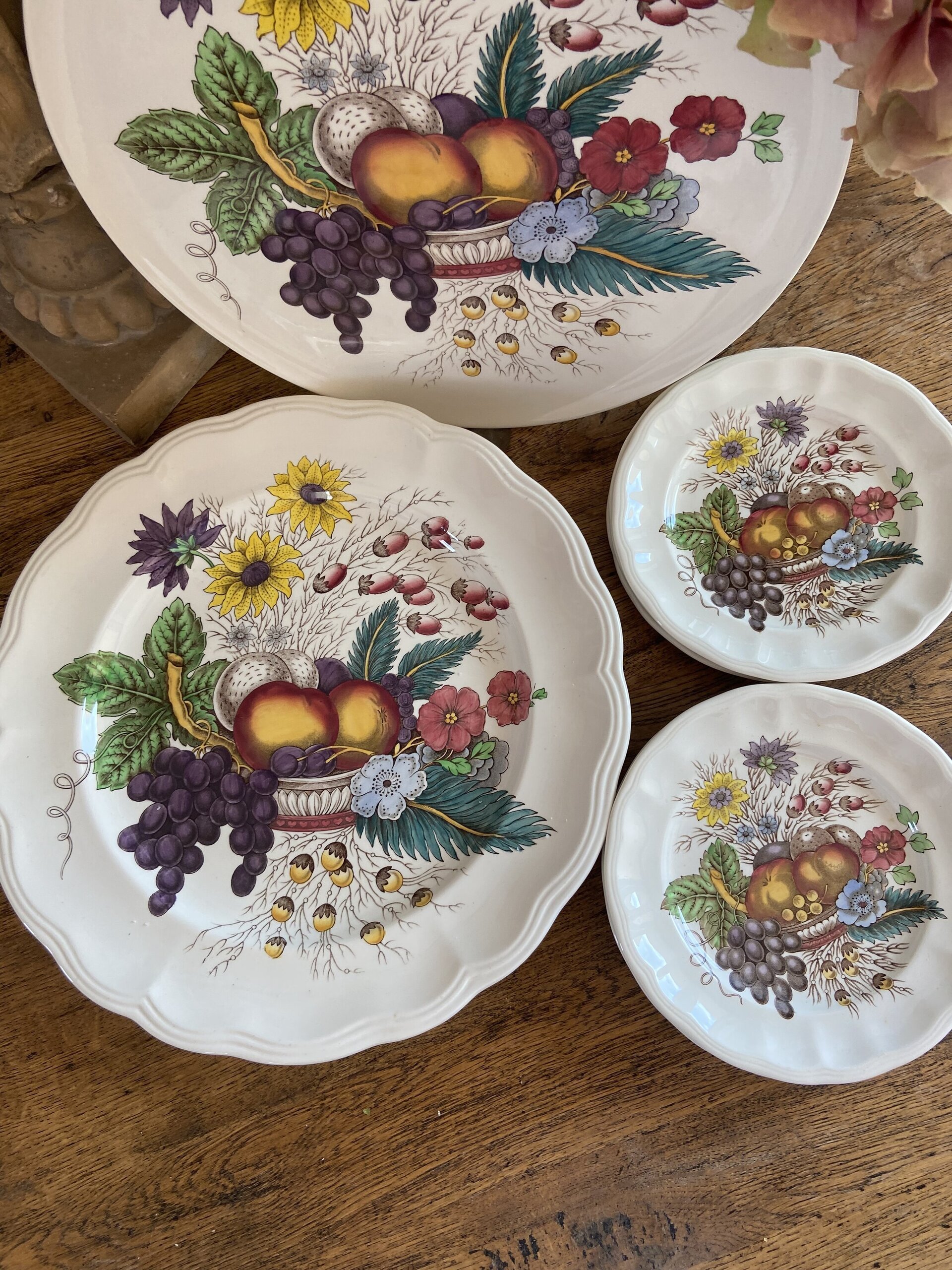 Fuente y 6 platos de merienda en loza inglesa "Spode". - 3