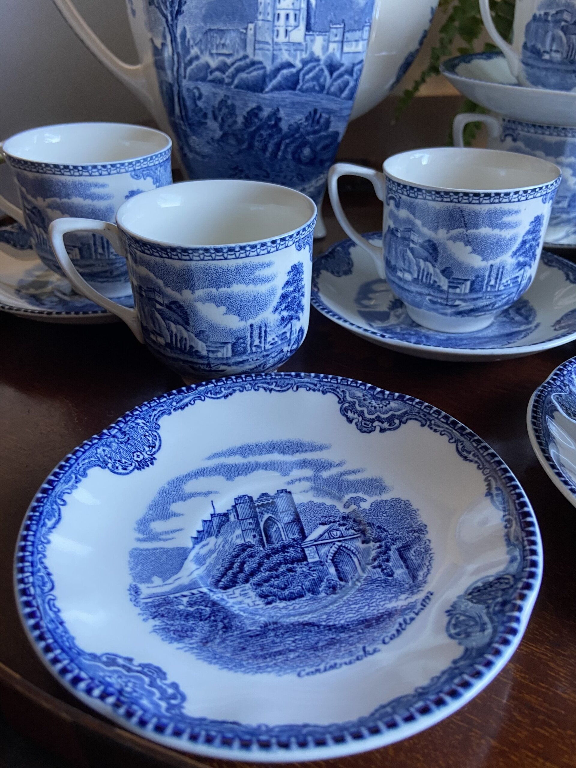 Cafetera y 8 tazas de café en loza inglesa "Johson Brothers" - 3