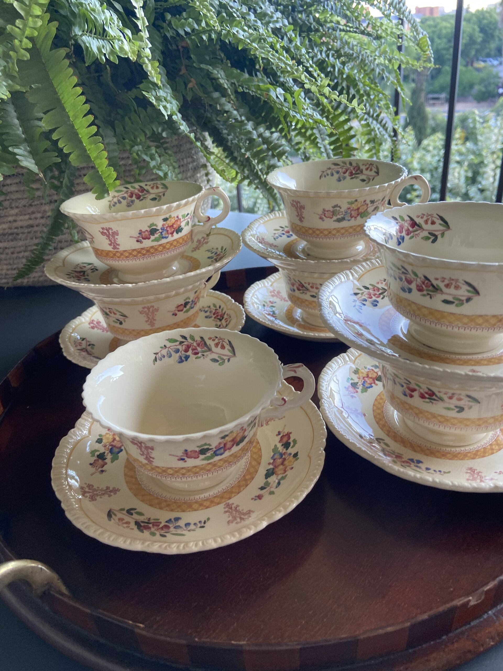 7 tazas de té/desayuno en loza inglesa "Royal Couldon" - 4