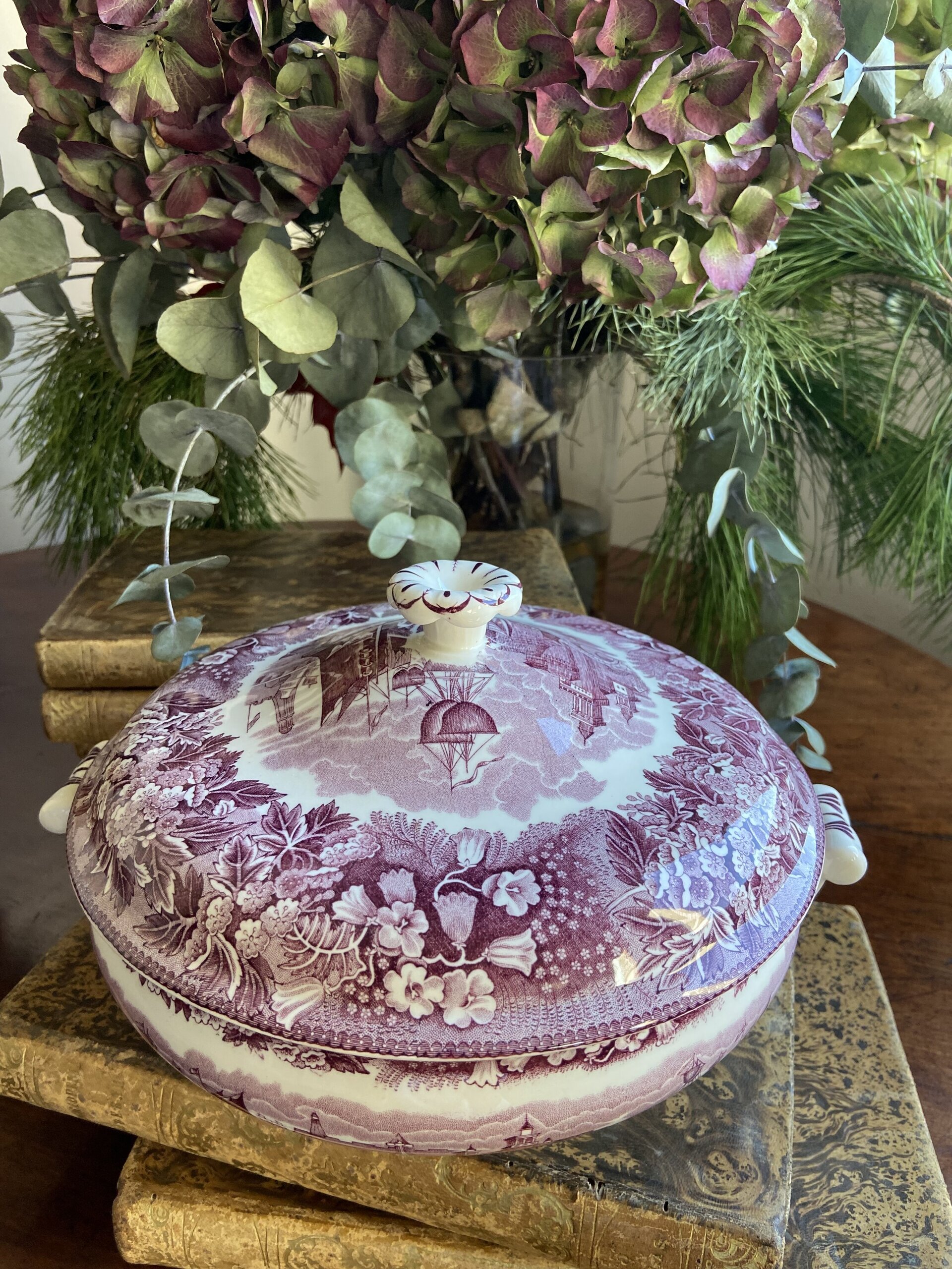 Vela en legumbrera de loza inglesa "Wedgwood". - 3