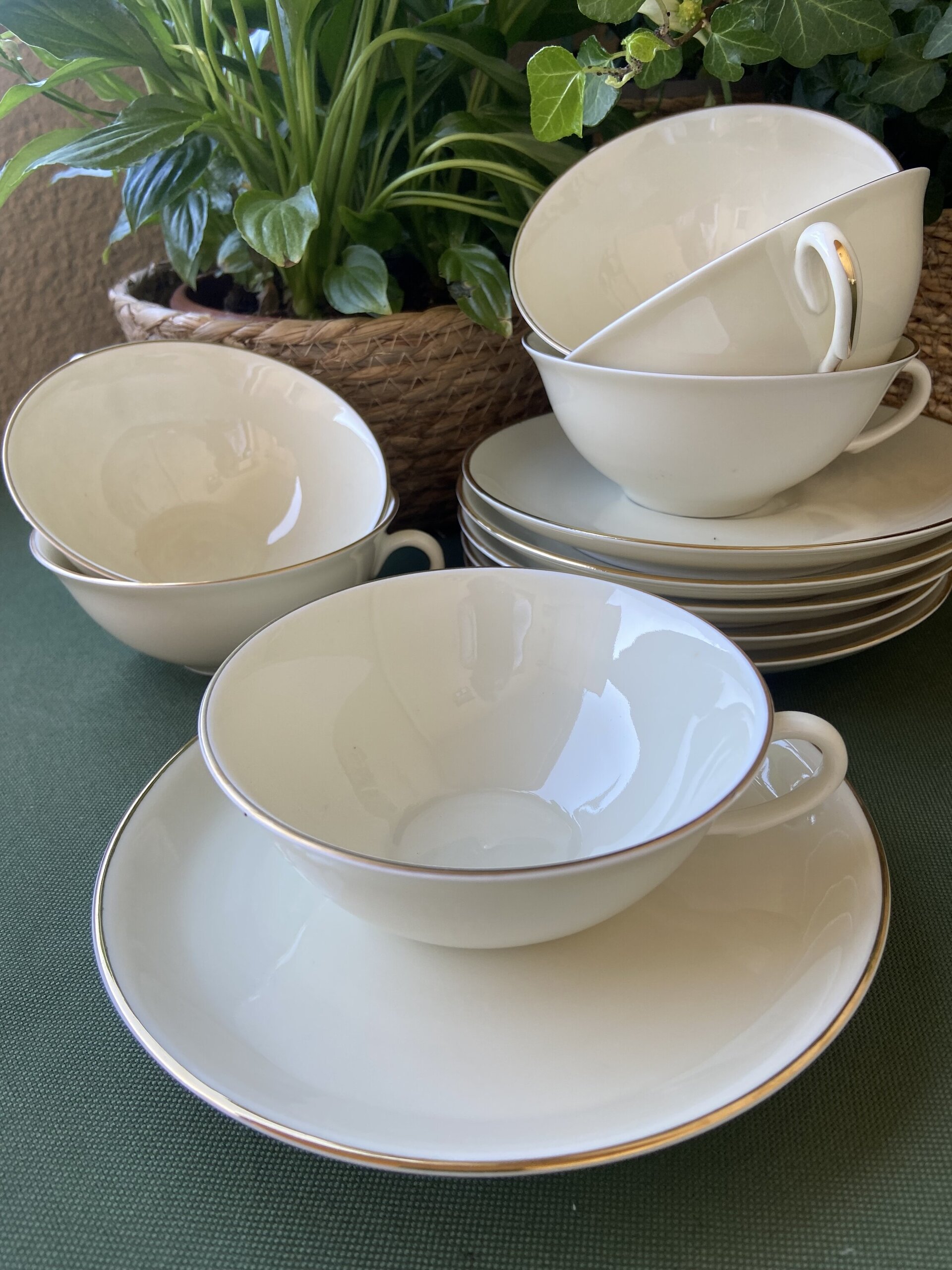 6 tazas de te/desayuno en porcelana "Bidasoa". - 2