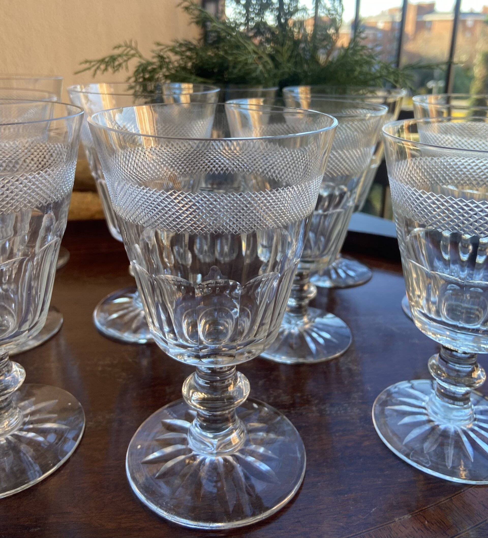 12 copas en vidrio tallado - 2