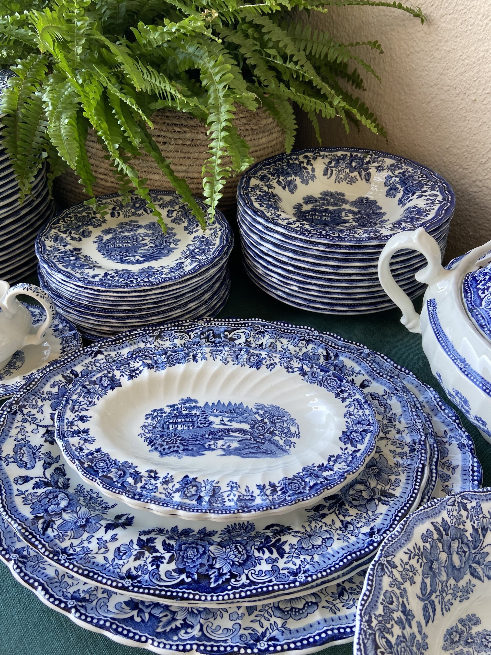 Vajiila en loza inglesa "Myott" (Mod. Tonquin) - 2