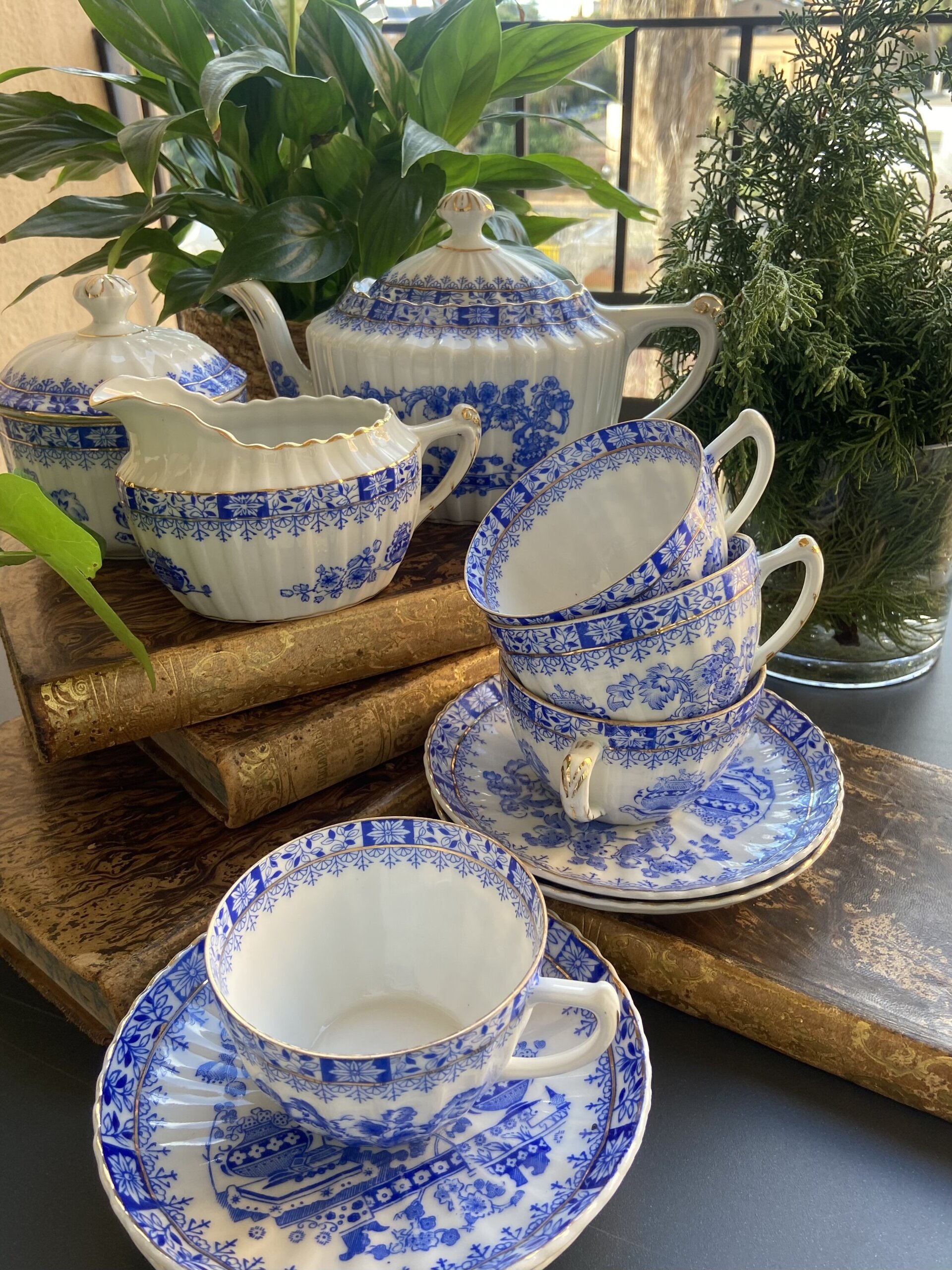 Juego de té en fina porcelana "China-Blau Rosslau". - 1