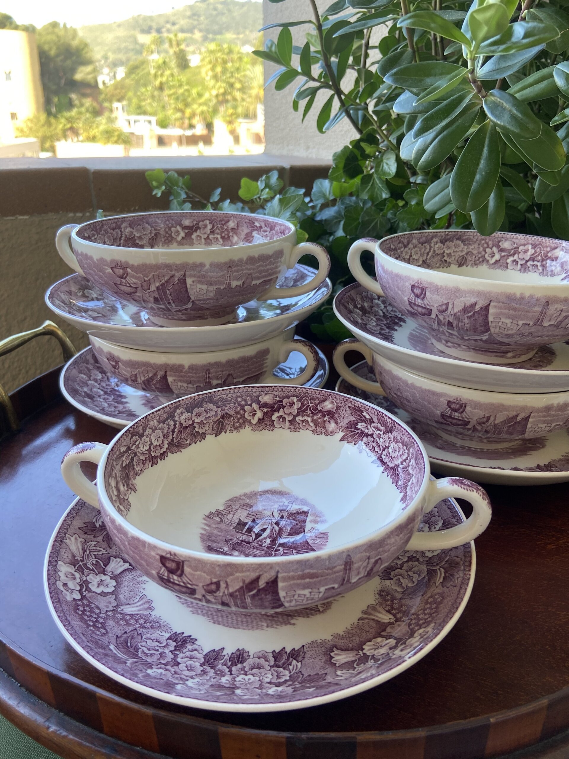 5 tazas de consomé en loza inglesa "Wedwood" - 4
