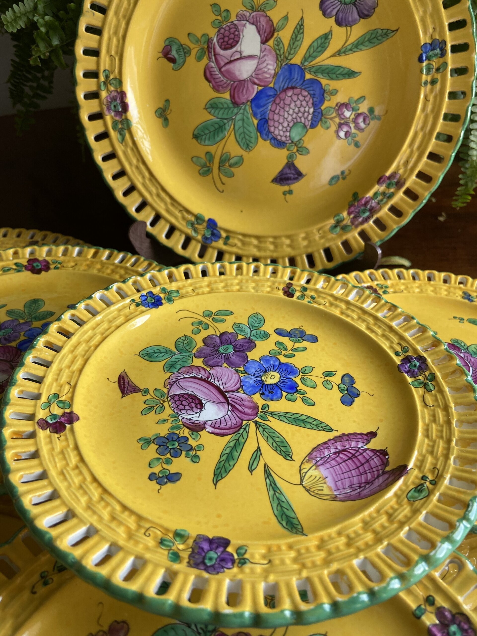 Fuente y 9 platos de merienda en loza francesa "K & G" Luneville - 6