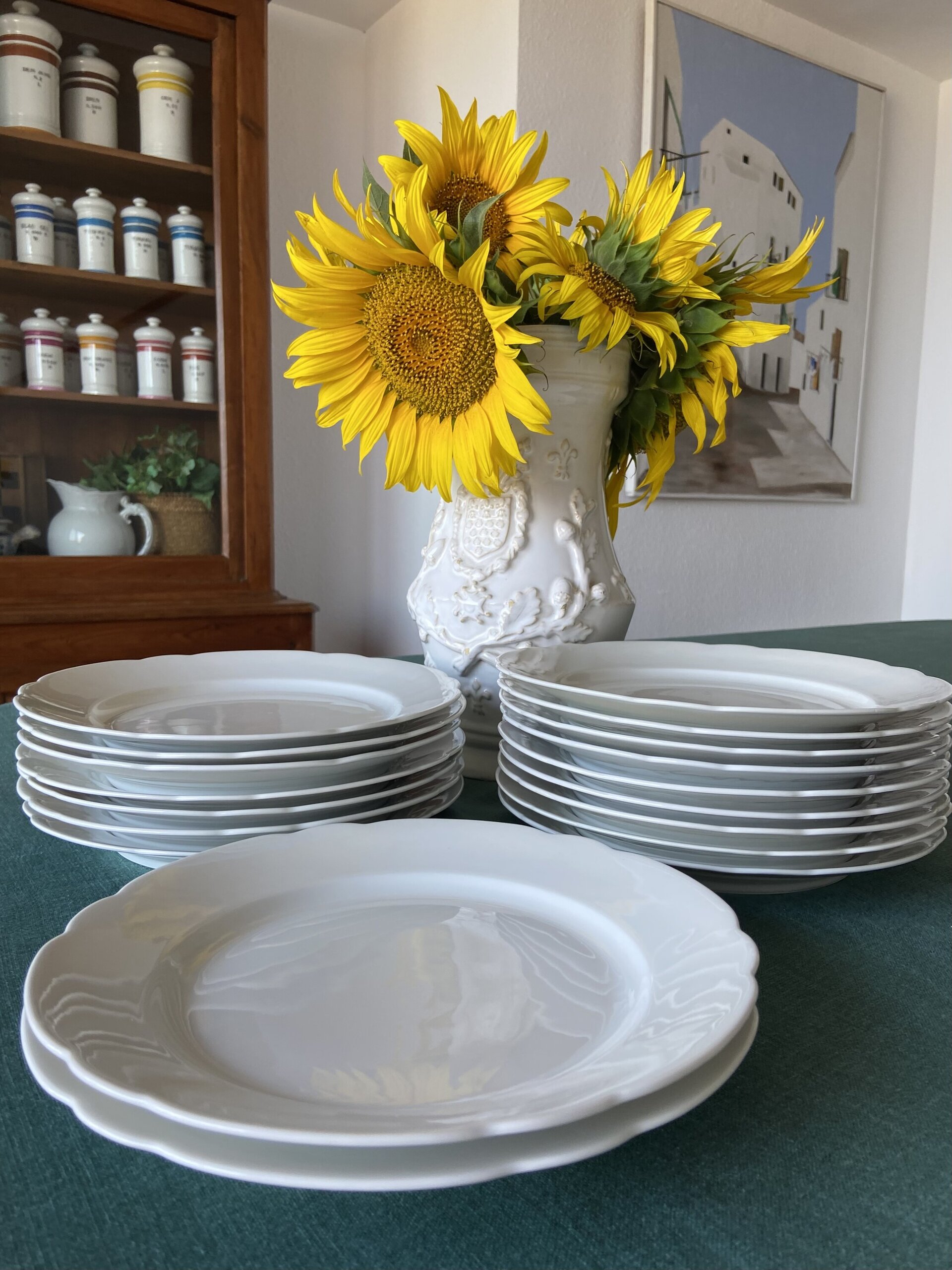 18 platos llanos en porcelana alemana "Hutschenreuther". - 3