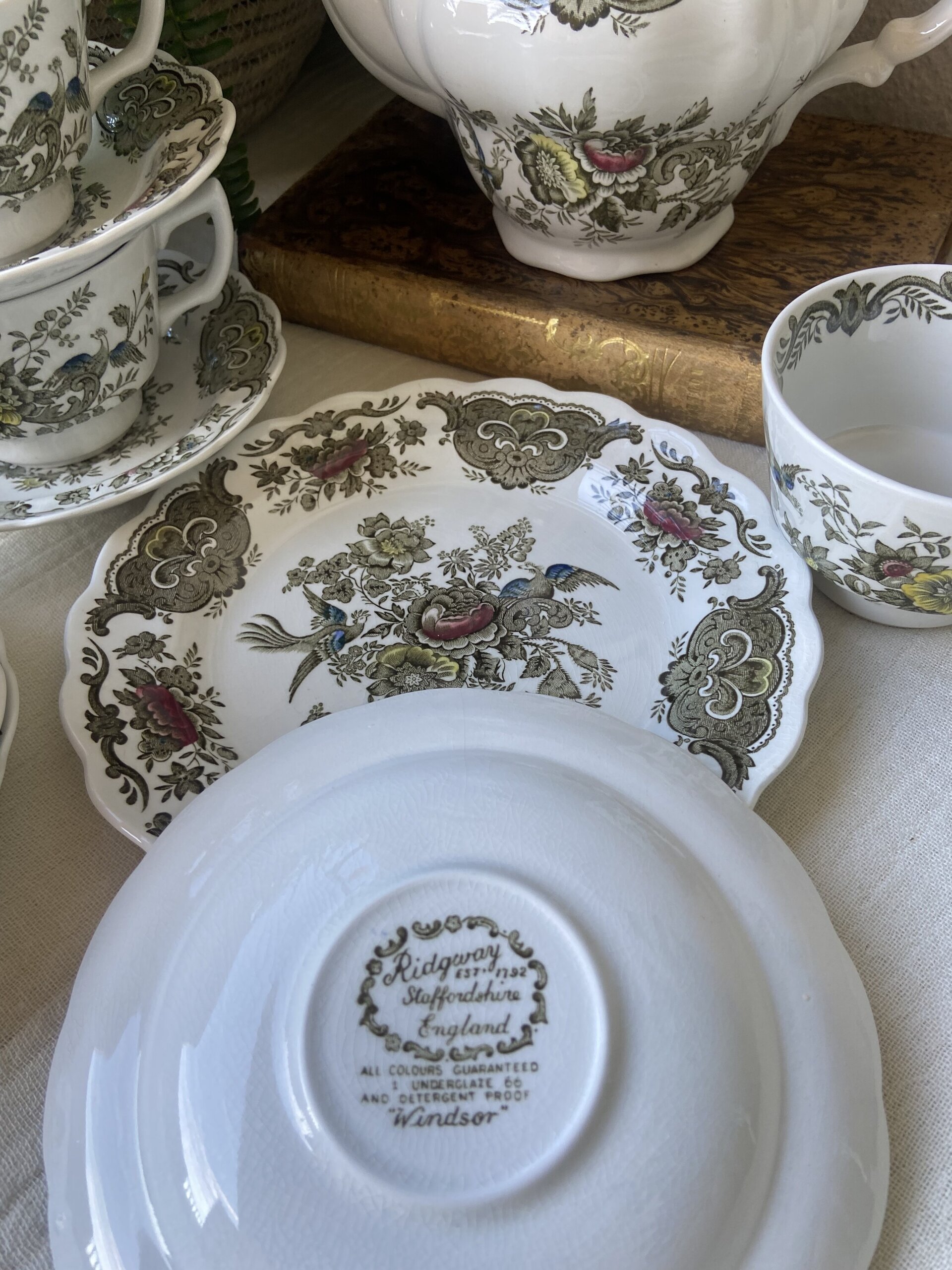 Tetera, 5 tazas de té/desayuno y 5 platos merienda en loza inglesa "Ridgway" - 6