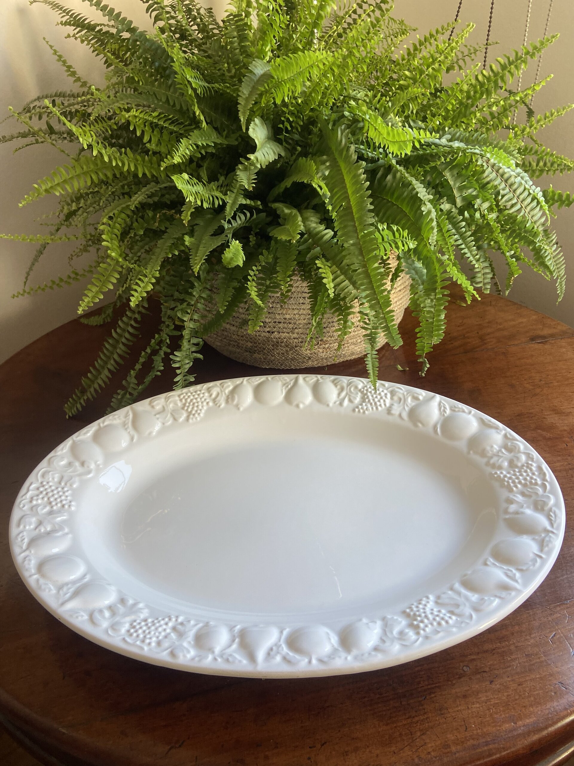 Fuente blanca en cerámica italiana - 2