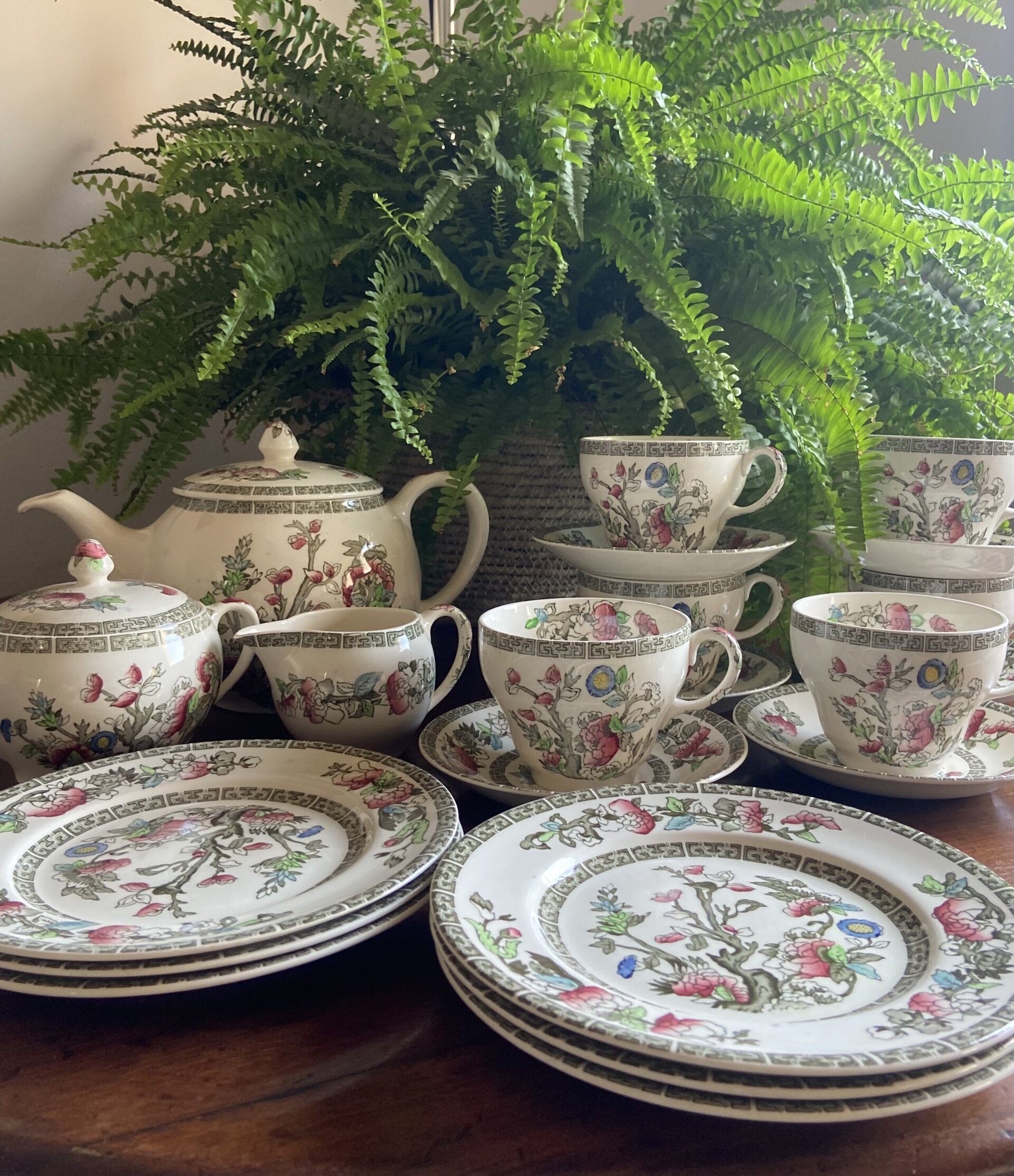 Juego de té en loza inglesa "Johnson Bros" - 1