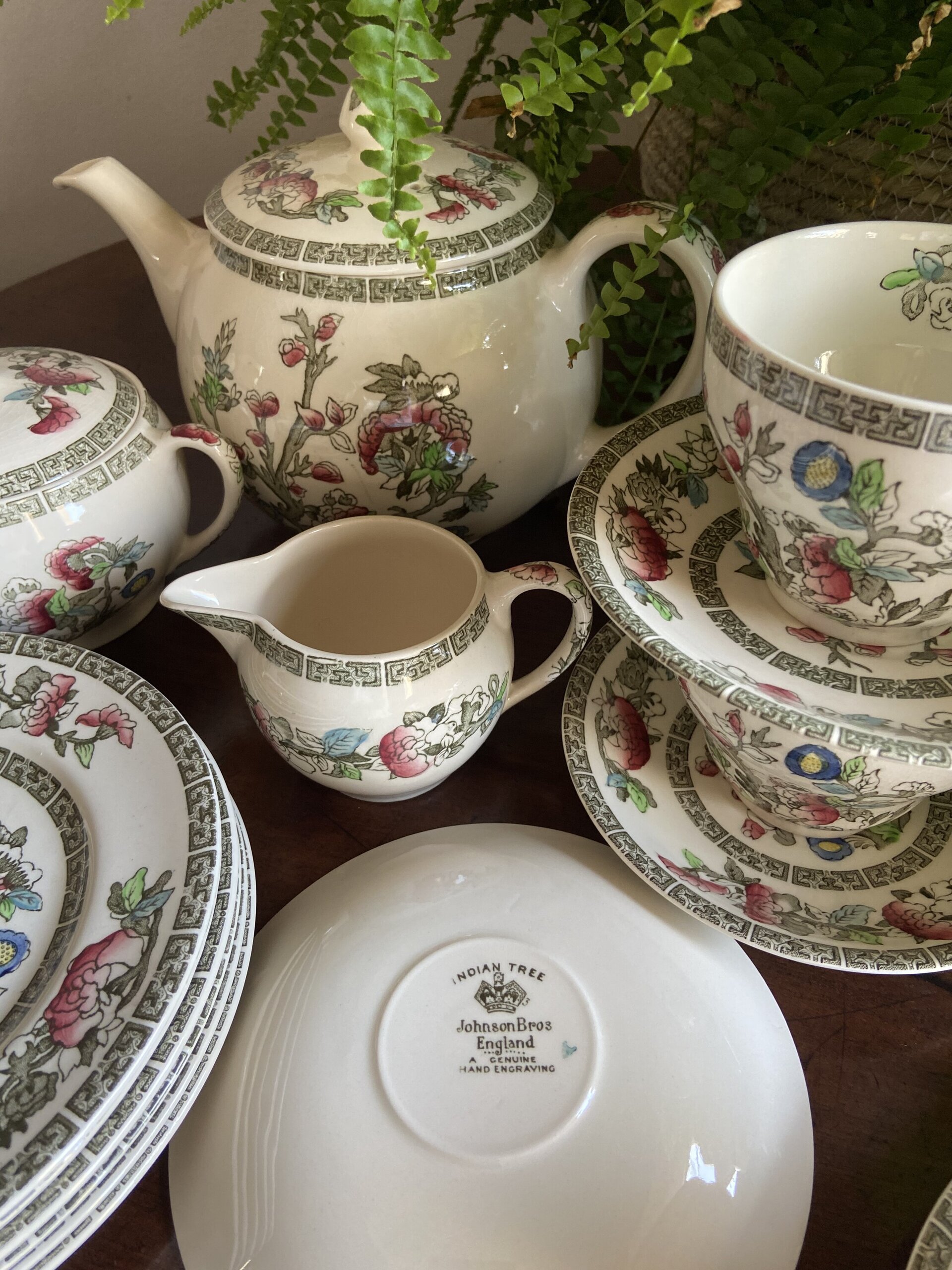 Juego de té en loza inglesa "Johnson Bros" - 7