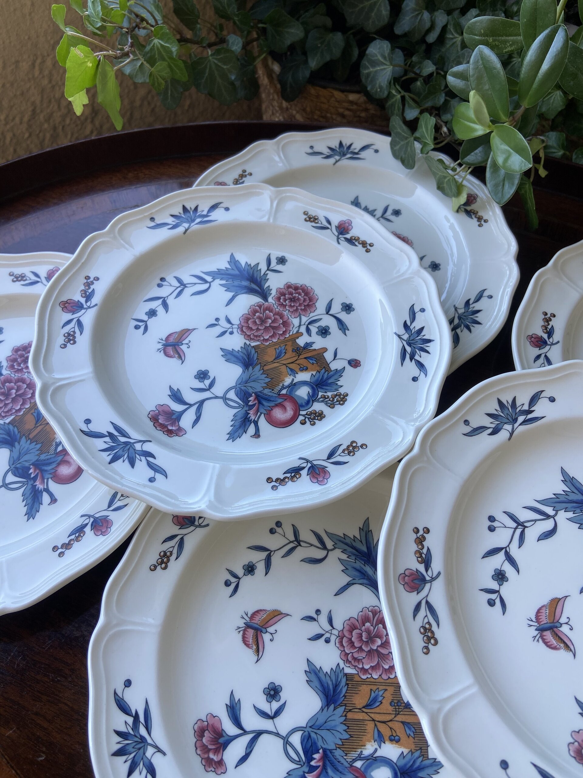 7 platos merienda en loza inglesa "Wedwood". - 2