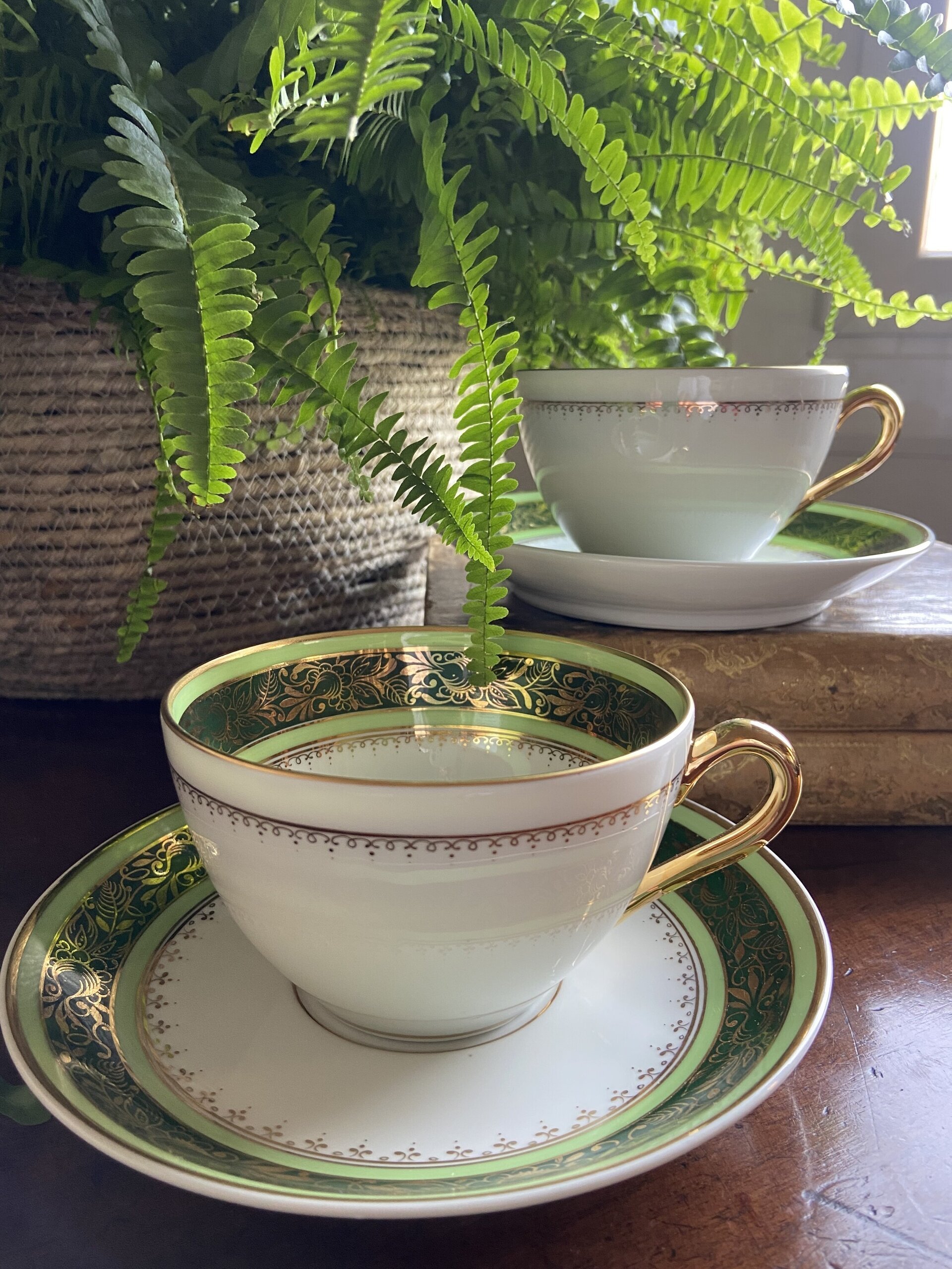 Pareja de tazas desayuno en porcelana "Bidasoa". - 2