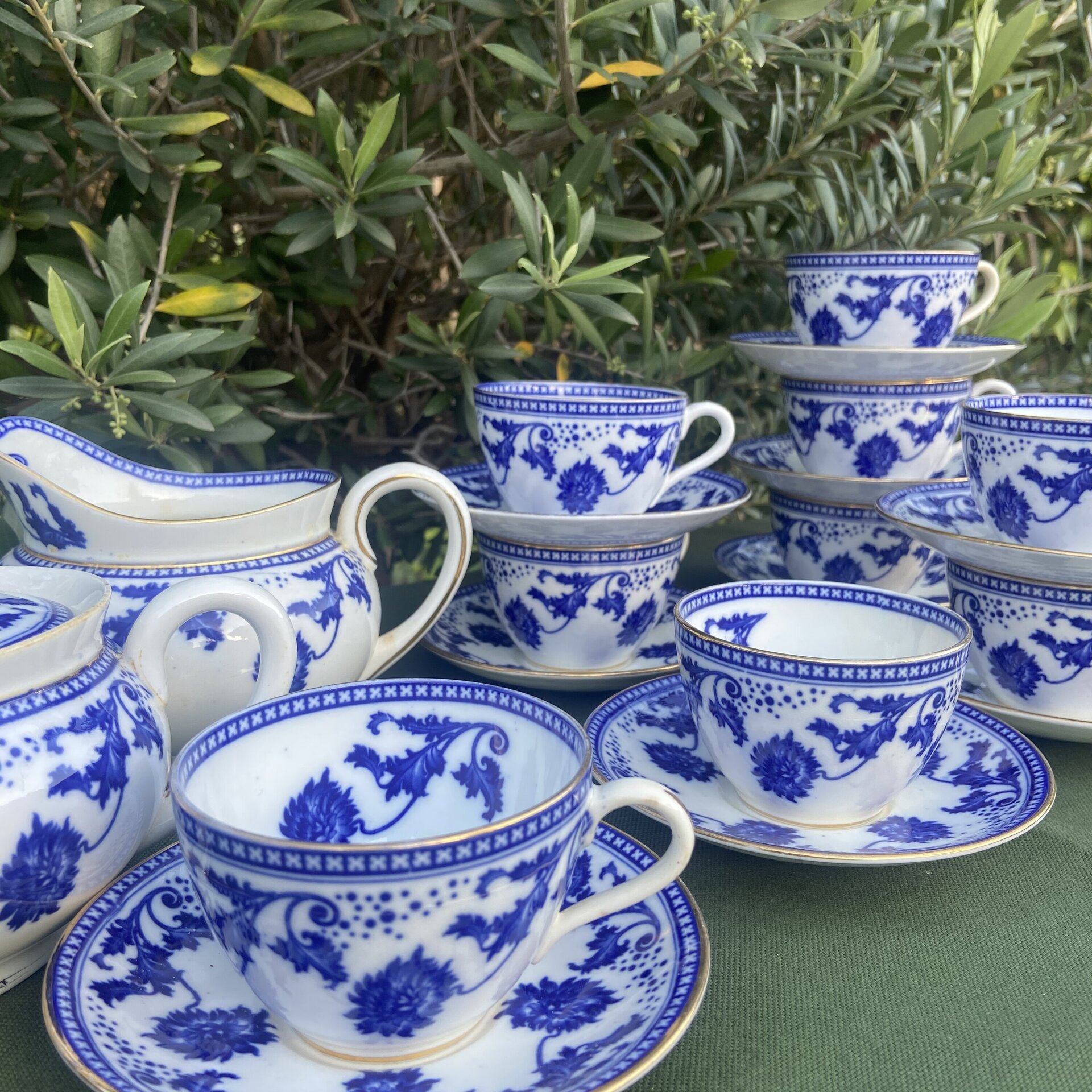 Juego de café porcelana inglesa "Aynsley". - 1