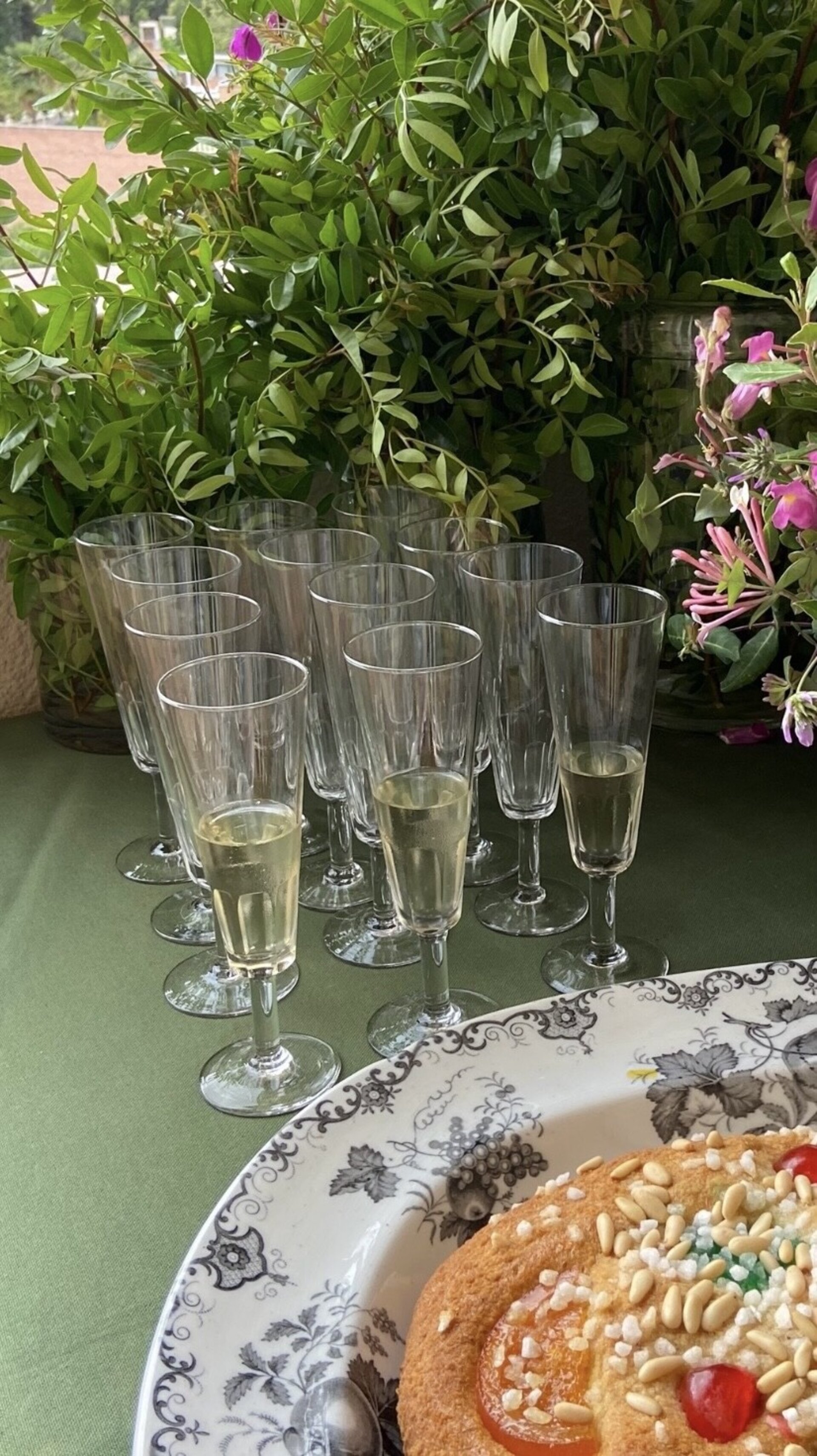 12 copas cava en fino vidrio tallado - 4