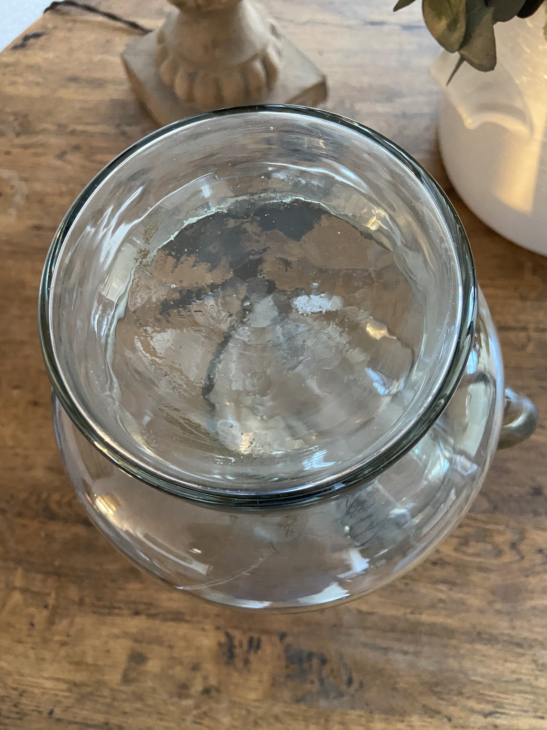 Jarra en vidrio soplado con compartimento para hielo. - 4
