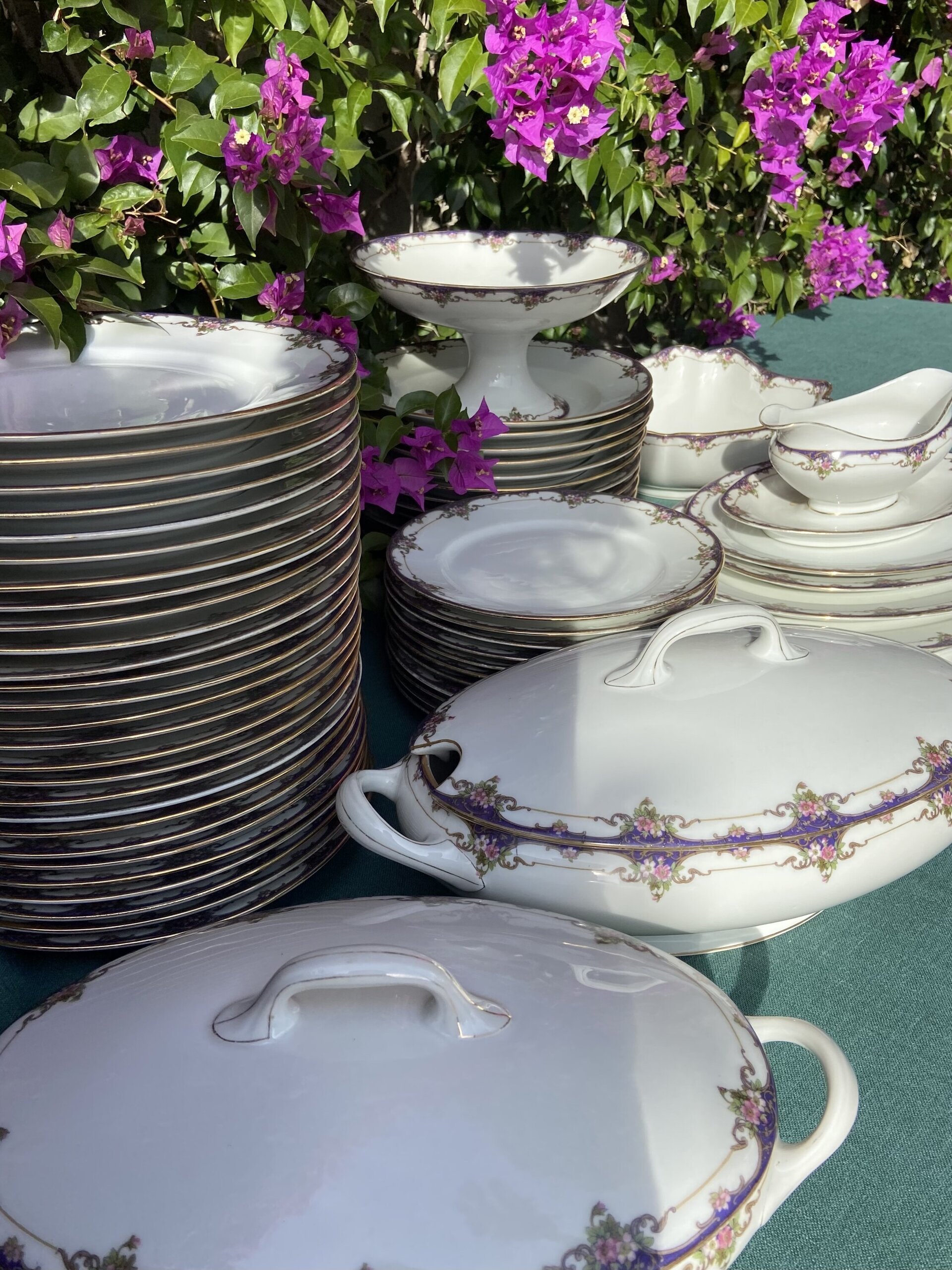 Vajilla en fina porcelana francesa de Limoges "W.G. & Cª" - 11