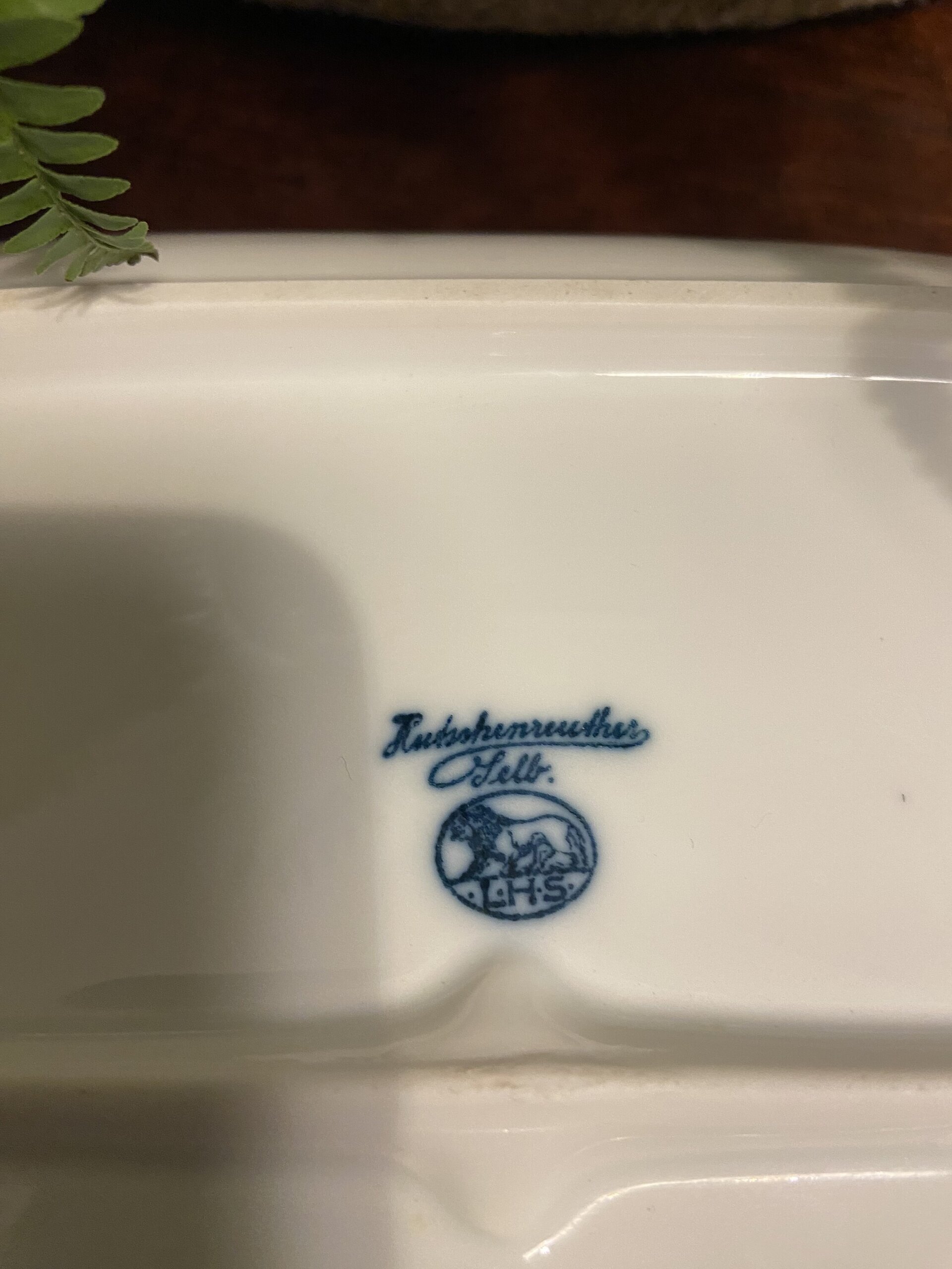 Fuente alargada en porcelana alemana "Hutstenreuther". - 7