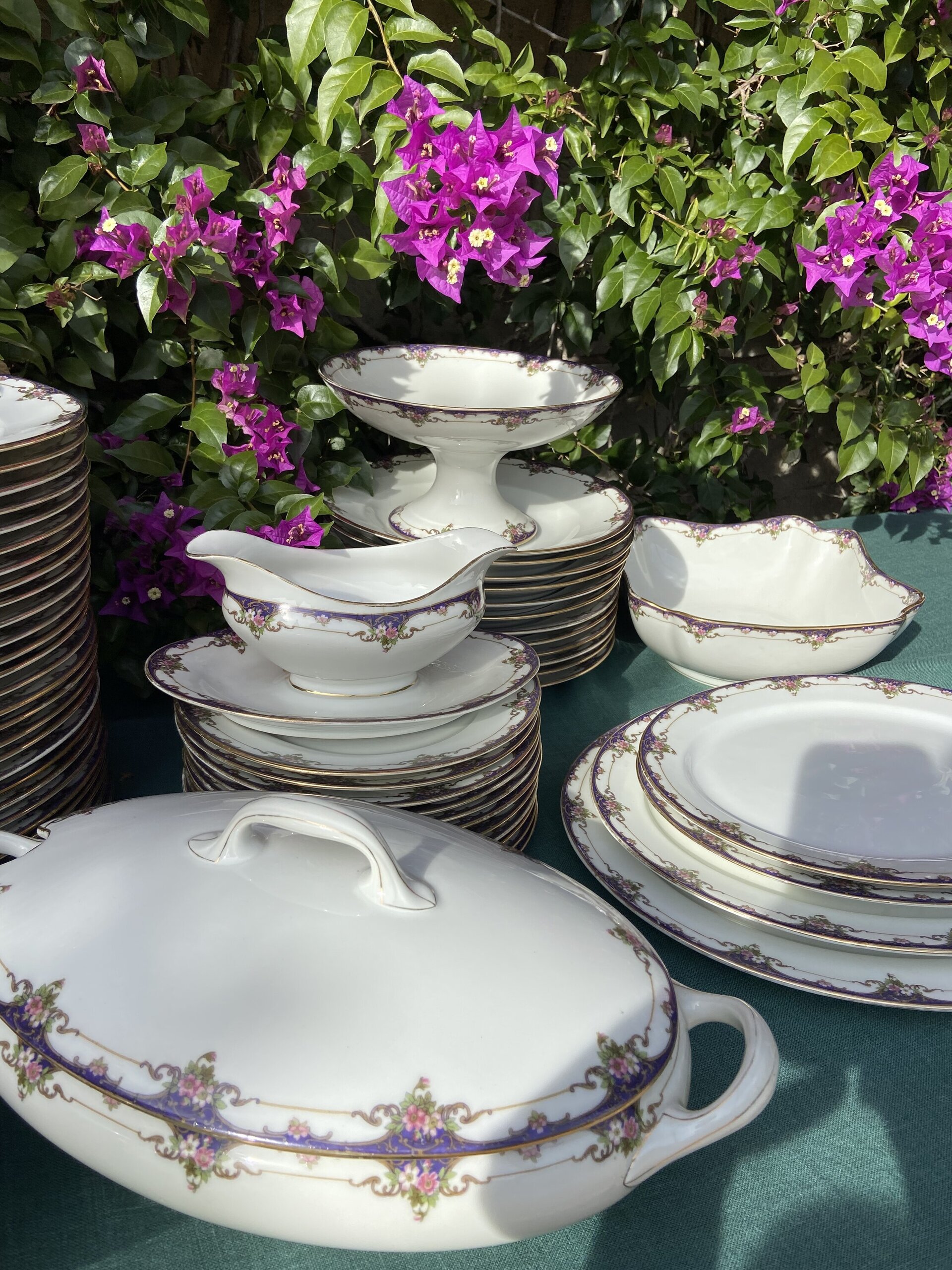 Vajilla en fina porcelana francesa de Limoges "W.G. & Cª" - 9