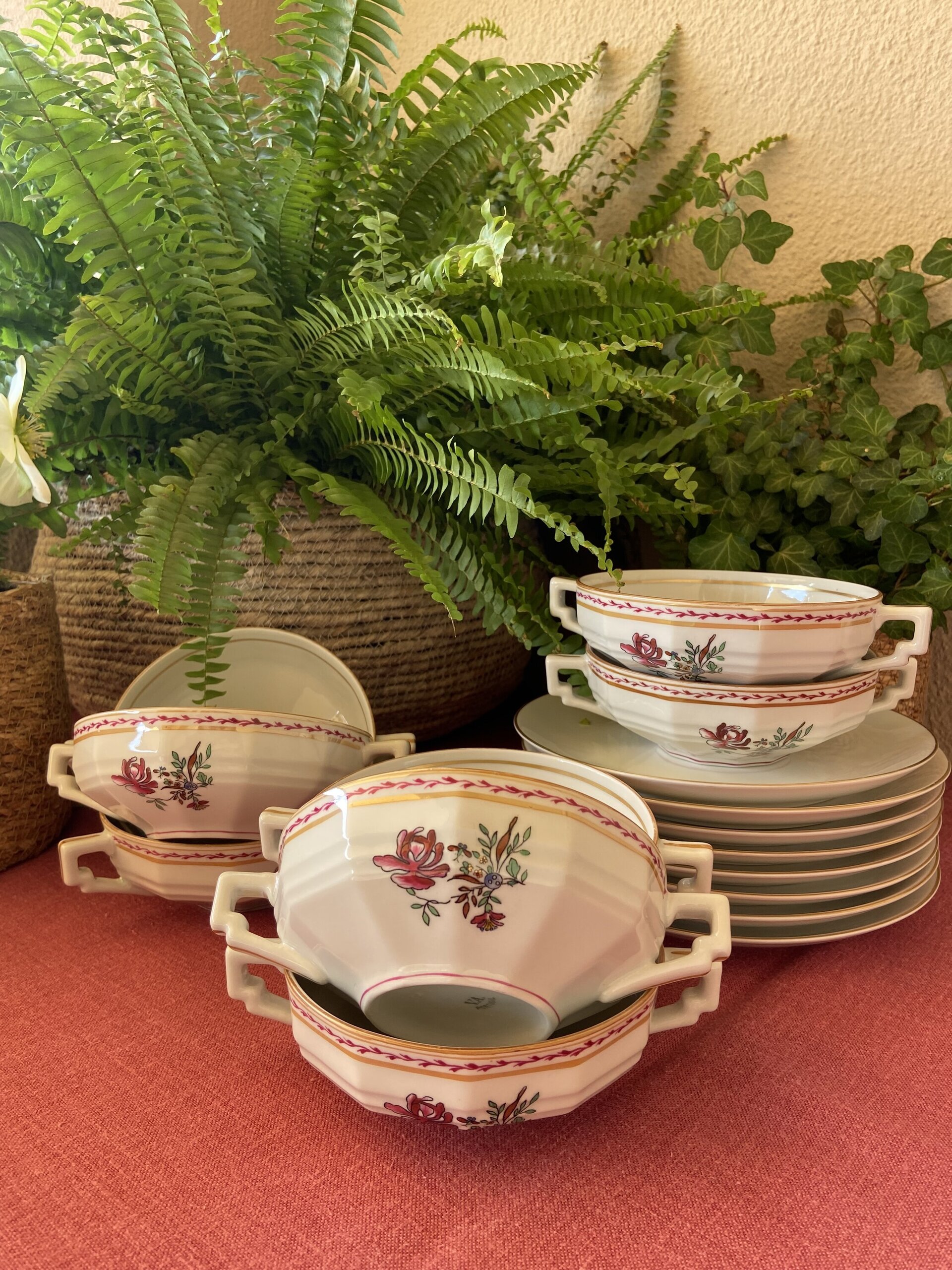 8 tazas de consomé en porcelana "Vista Alegre" - 4