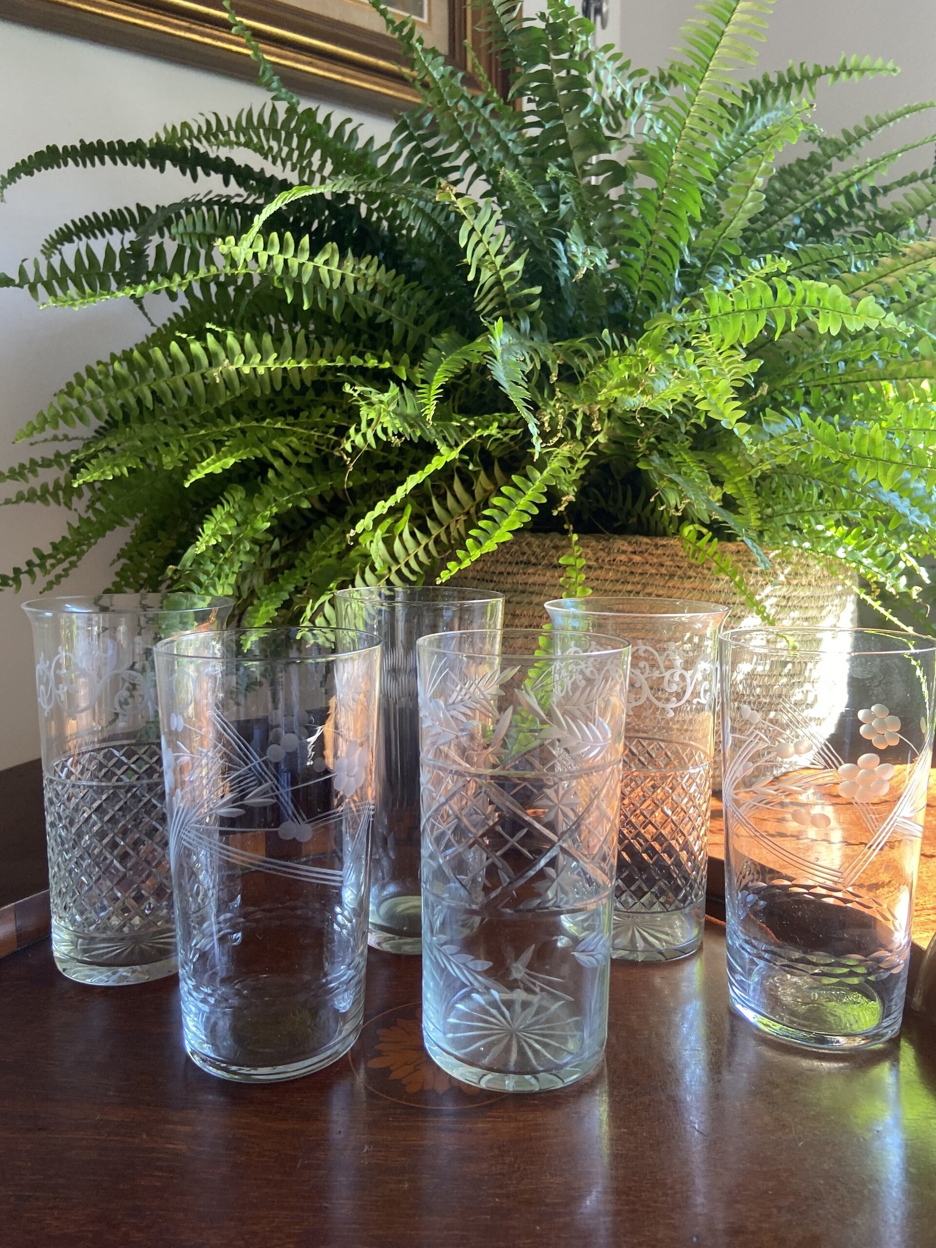 6 vasos de refresco con diferentes tallas. - 1